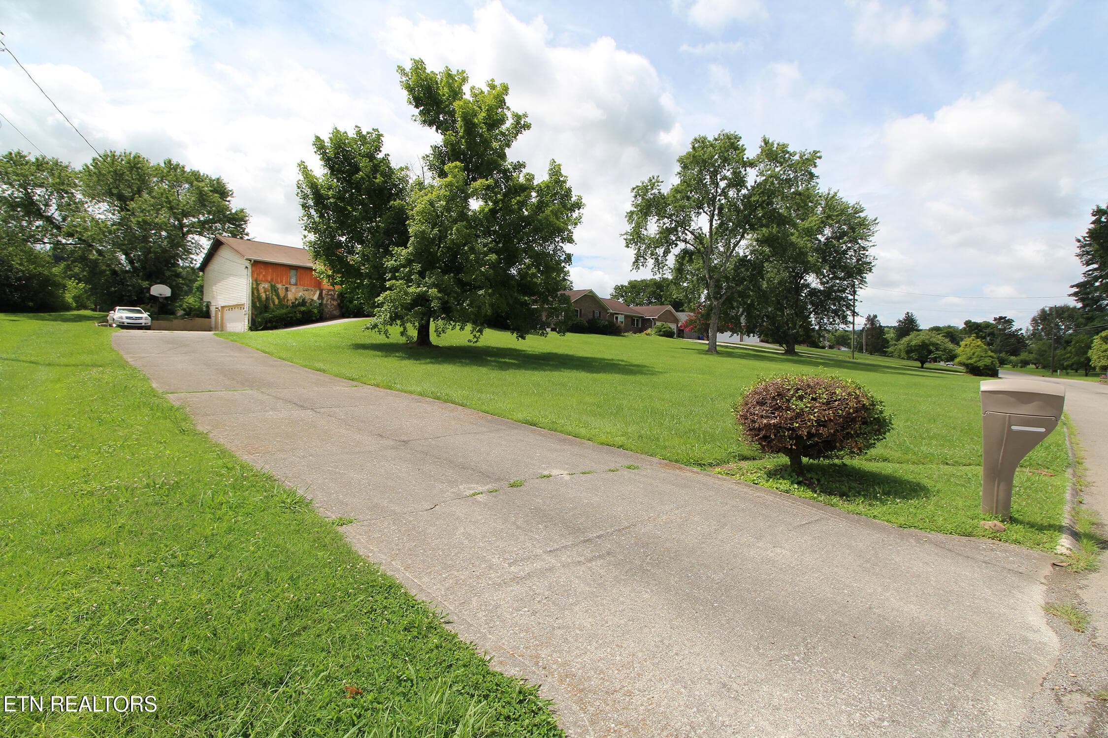 IMG_0825 - 1816 River Shores Drive, Knoxville, TN 37914, Knoxville
