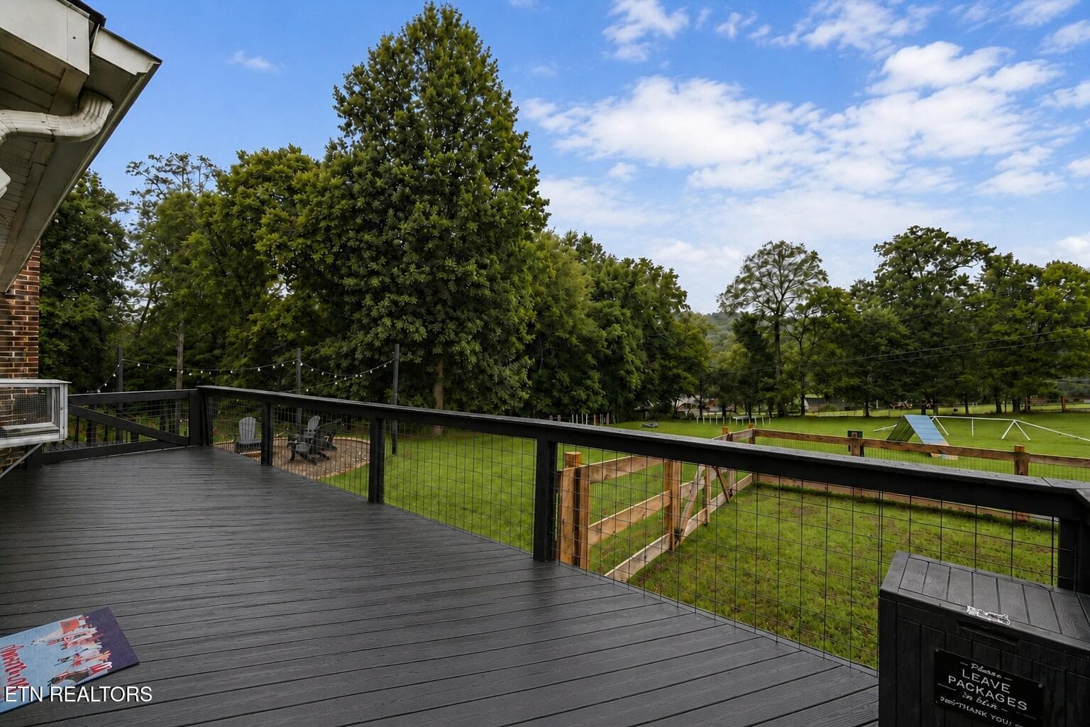 Front porch recently painted - 119 Springhouse Rd, Powell, TN 37849, Powell