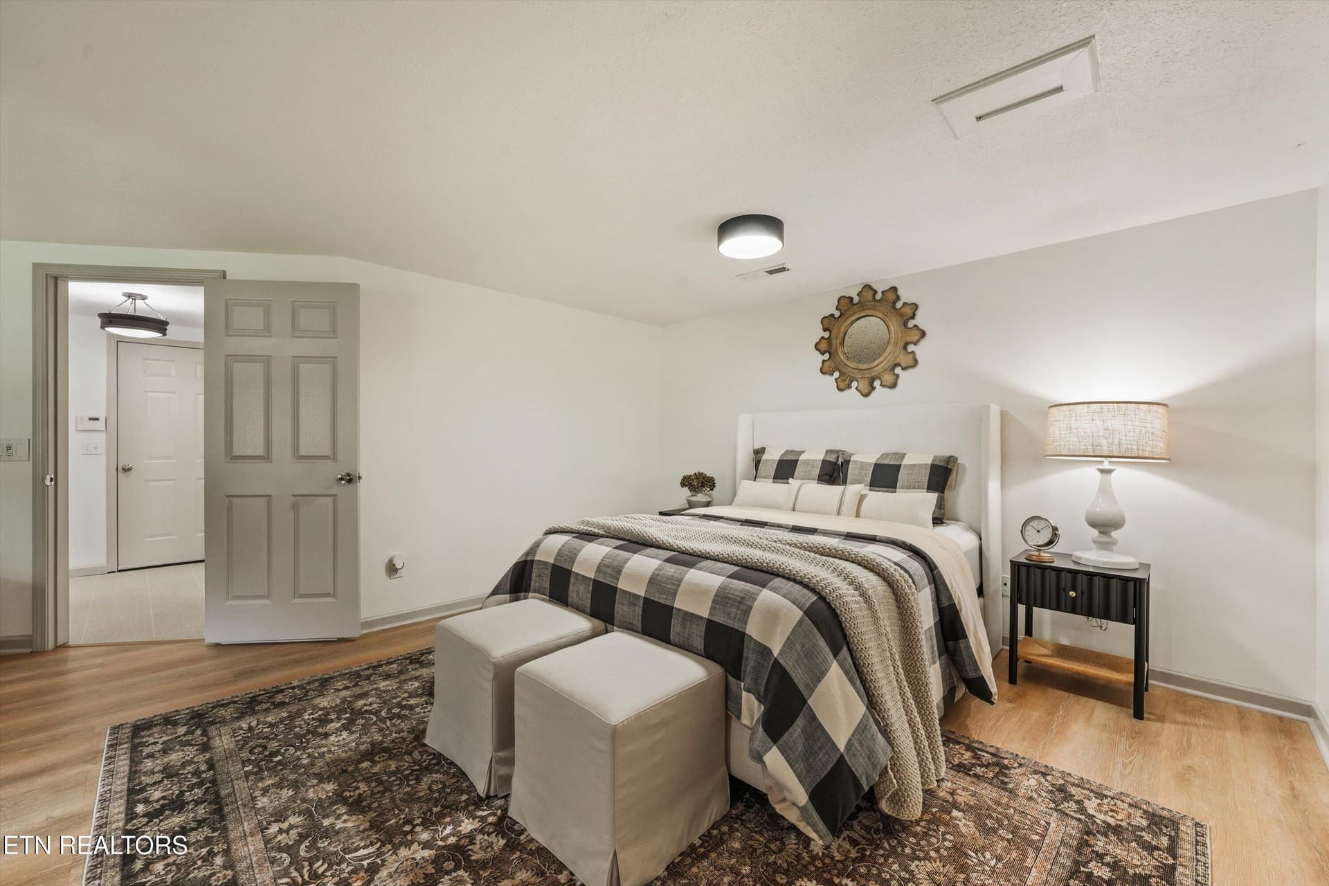 39-622 S Old Sevierville Pike32 - 622 S Old Sevierville Pike, Seymour, TN 37865