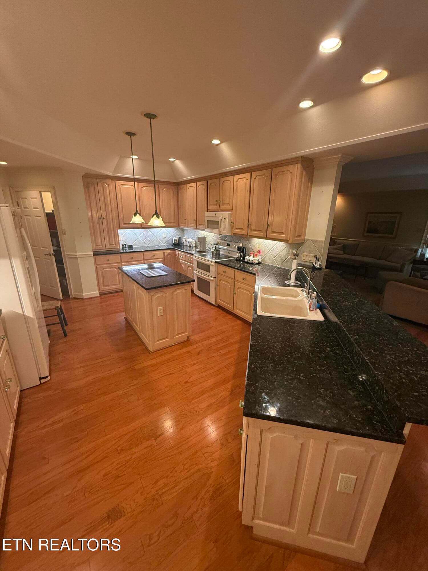 spacious kitchen - 1817 Peppertree Drive, Alcoa, TN 37701