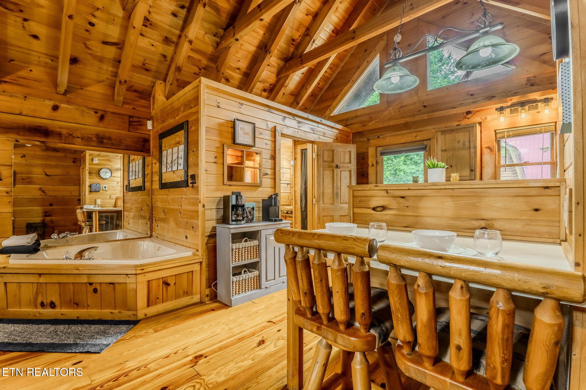 15-web-or-mls-505-hoot-owl-way - 505 Hoot Owl Way, Gatlinburg, TN 37738, Gatlinburg
