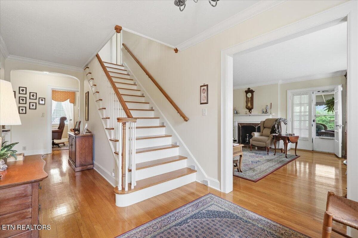 Photo 6 - 607 S Charles G Seivers Blvd, Clinton, TN 37716