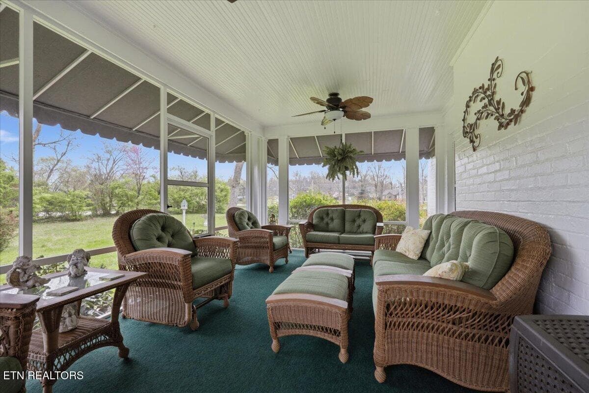 Photo 25 - 607 S Charles G Seivers Blvd, Clinton, TN 37716