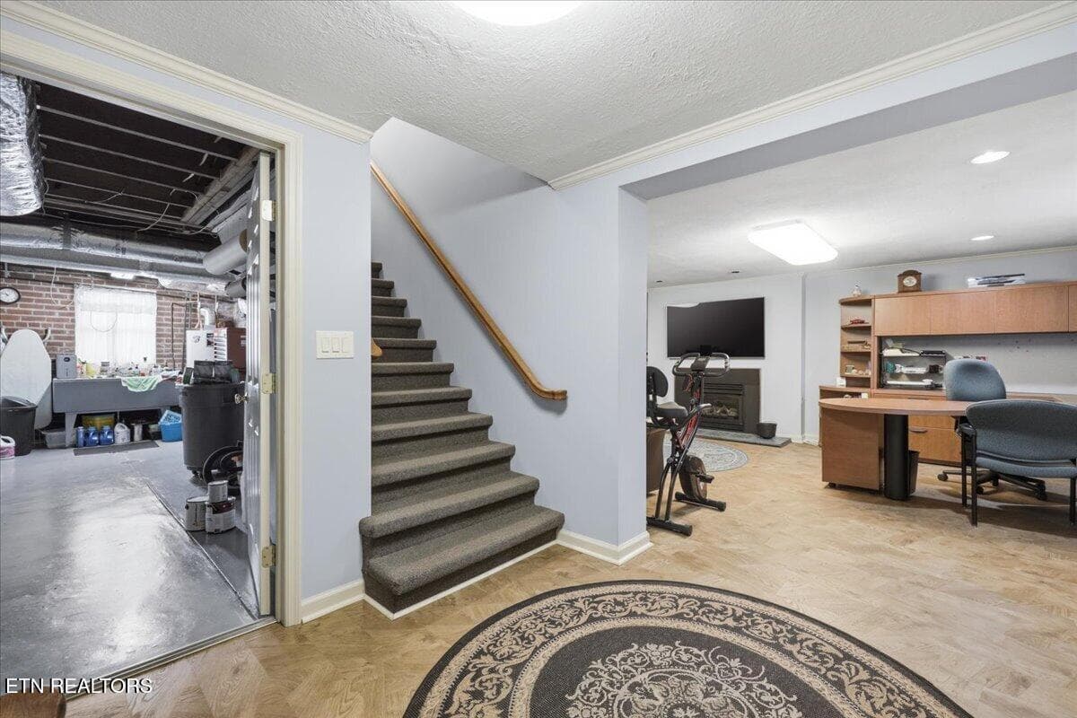 Photo 34 - 607 S Charles G Seivers Blvd, Clinton, TN 37716