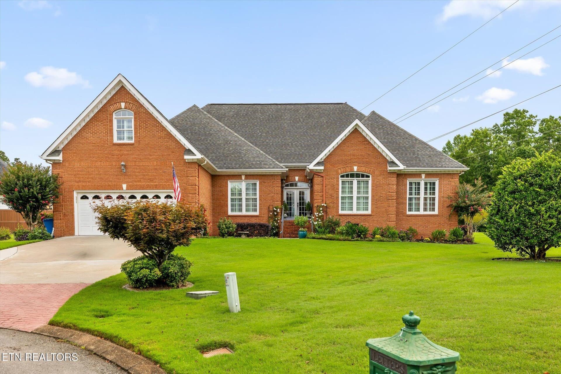 8215 Paces Ferry, Chattanooga, TN 37421