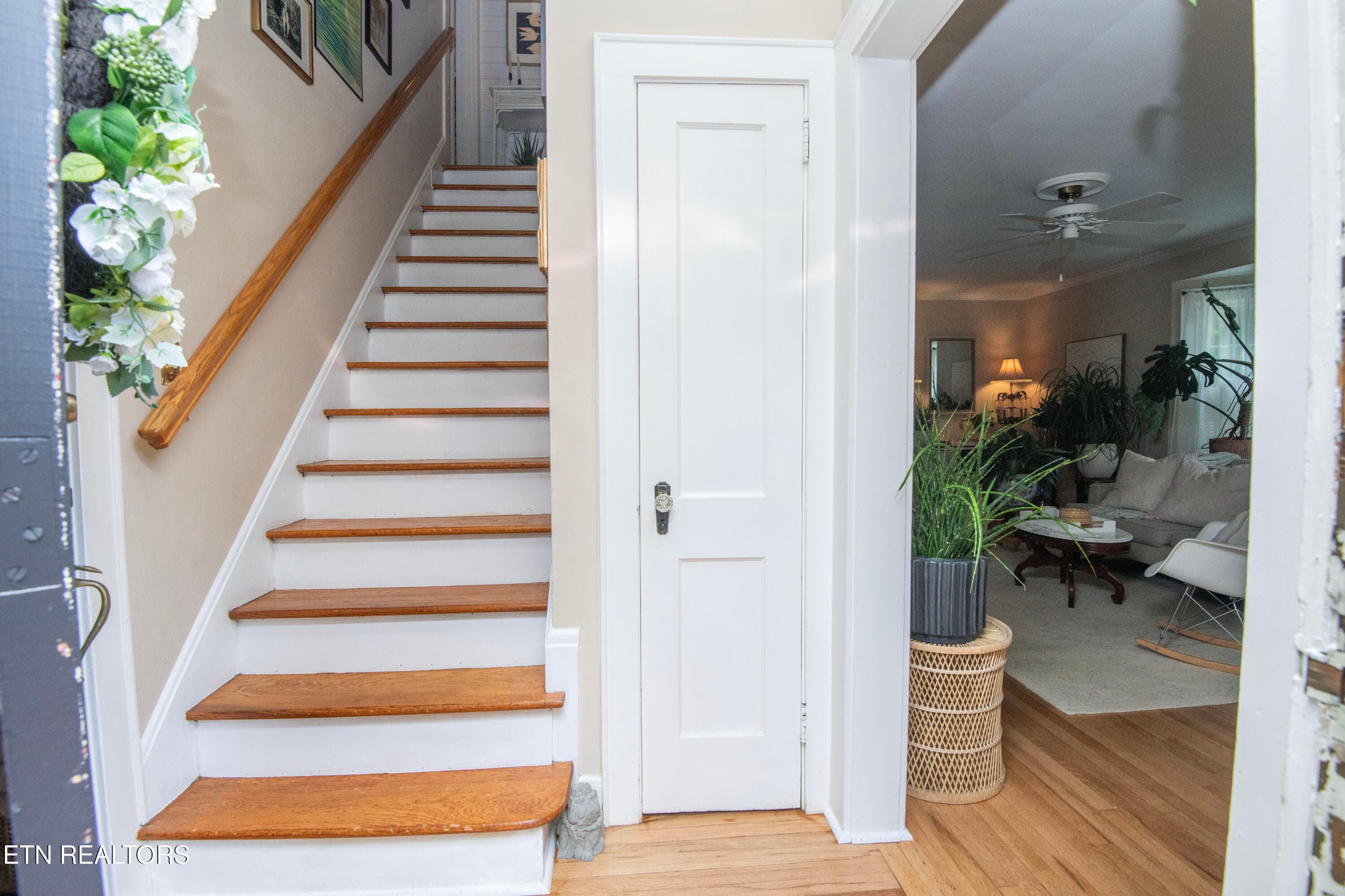 foyer - 6809 Nubbin Ridge Drive, Knoxville, TN 37919