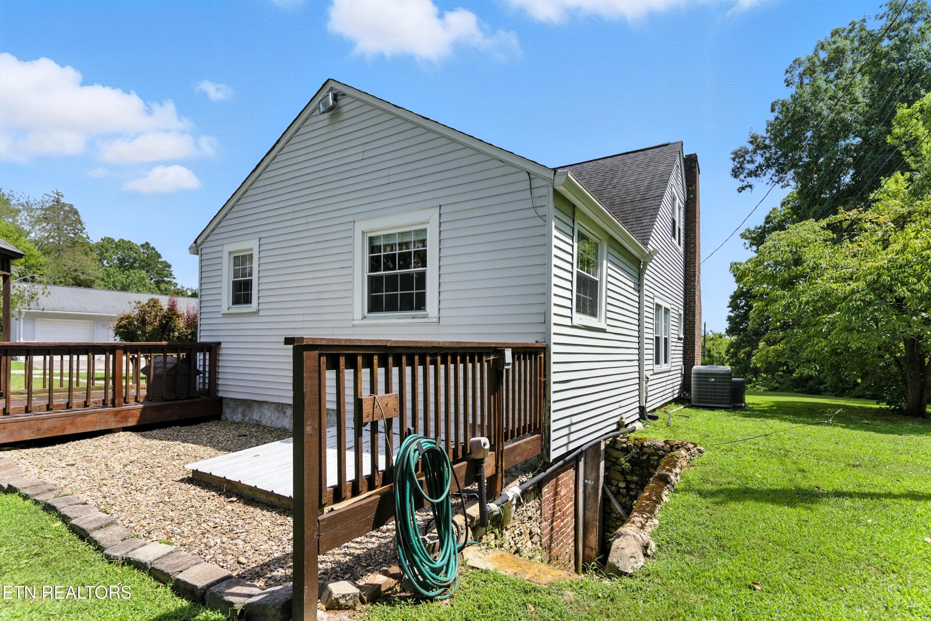 Photo Jul 23 2025, 12 41 43 AM (11) - 125 Barnes Lane, Strawberry Plains, TN 37871