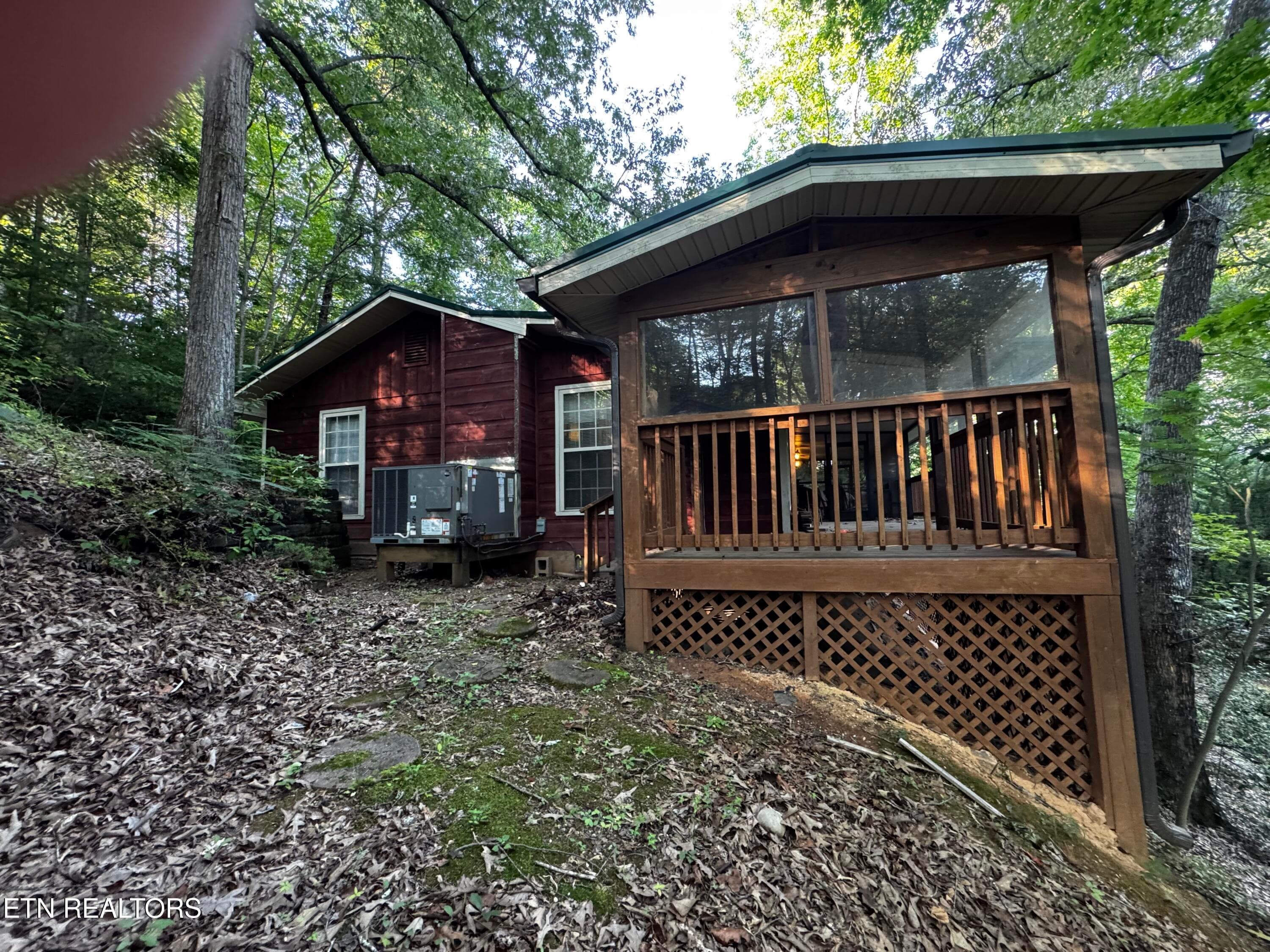 parton lft sd - 530 Parton Drive, Gatlinburg, TN 37738, Gatlinburg