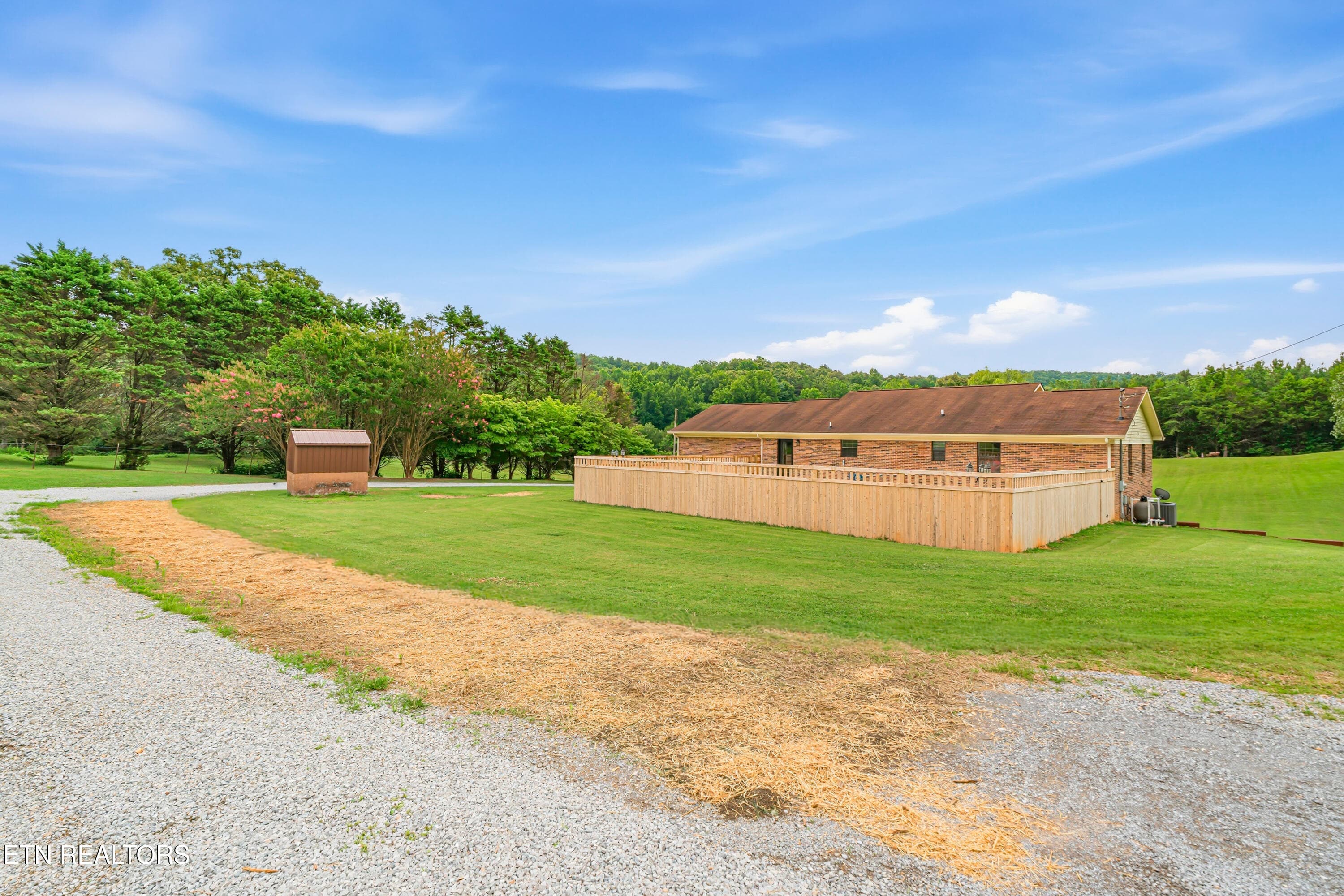 394 Pattie Gap Road-49 - 394 Pattie Gap Rd, Philadelphia, TN 37846, Philadelphia