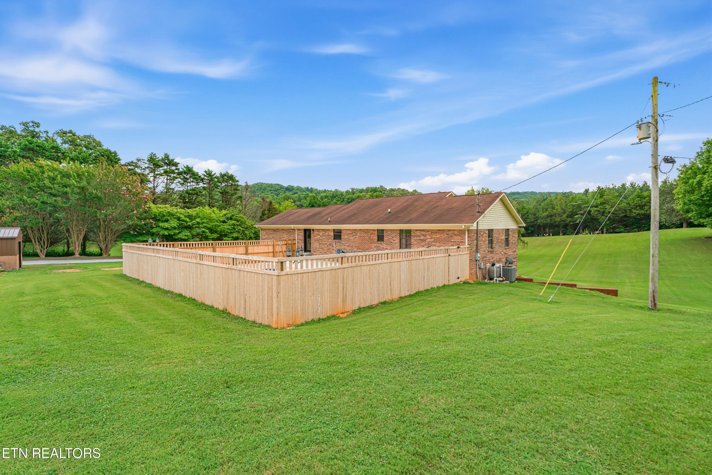 394 Pattie Gap Road-48 - 394 Pattie Gap Rd, Philadelphia, TN 37846, Philadelphia