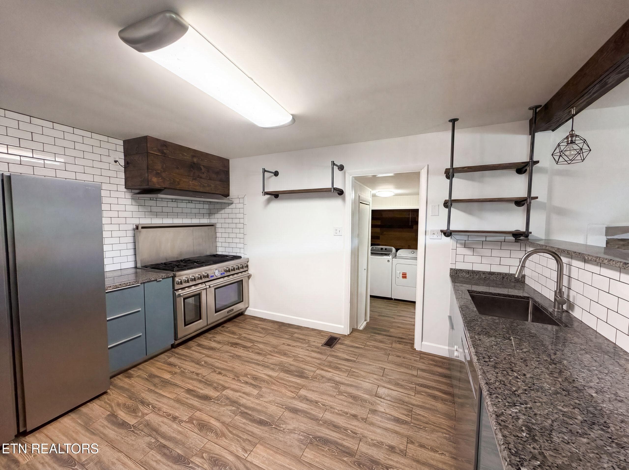listing_1 - 1017 Morrell Rd, Knoxville, TN 37919