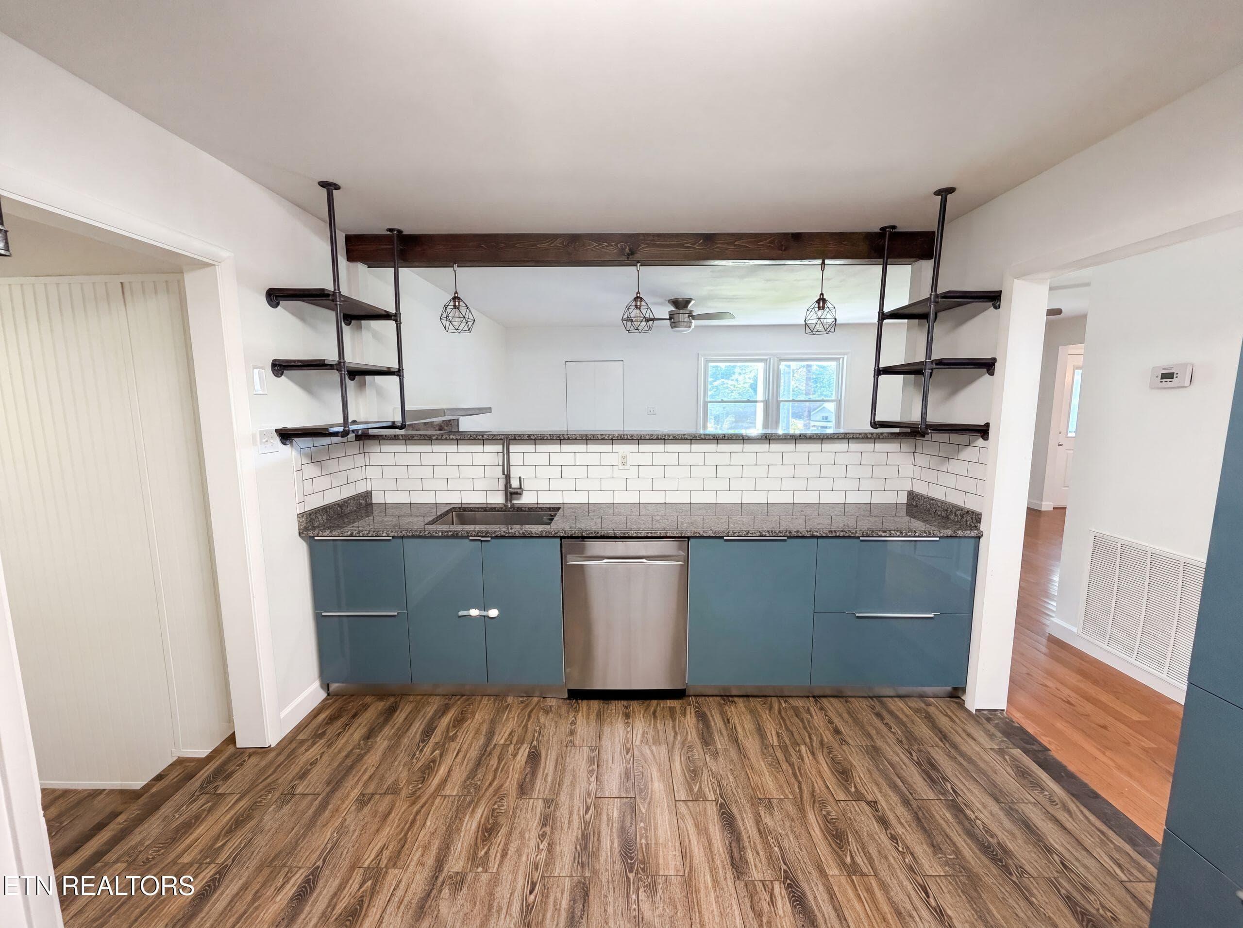listing_6 - 1017 Morrell Rd, Knoxville, TN 37919