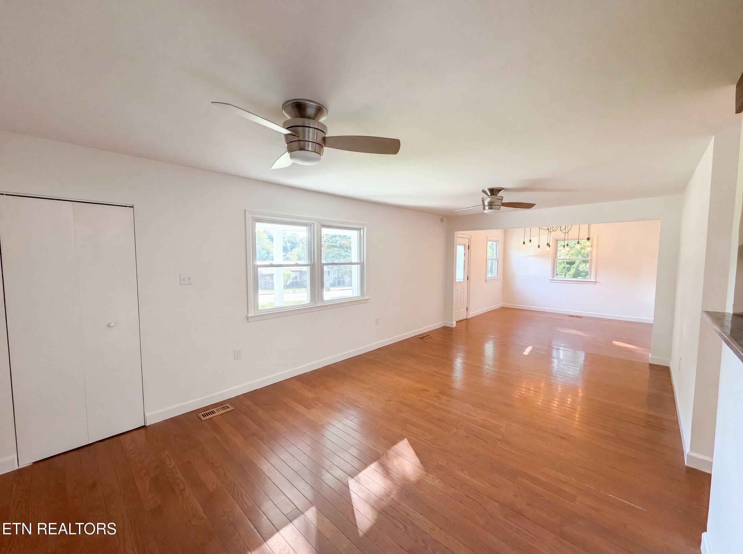 listing_9 - 1017 Morrell Rd, Knoxville, TN 37919