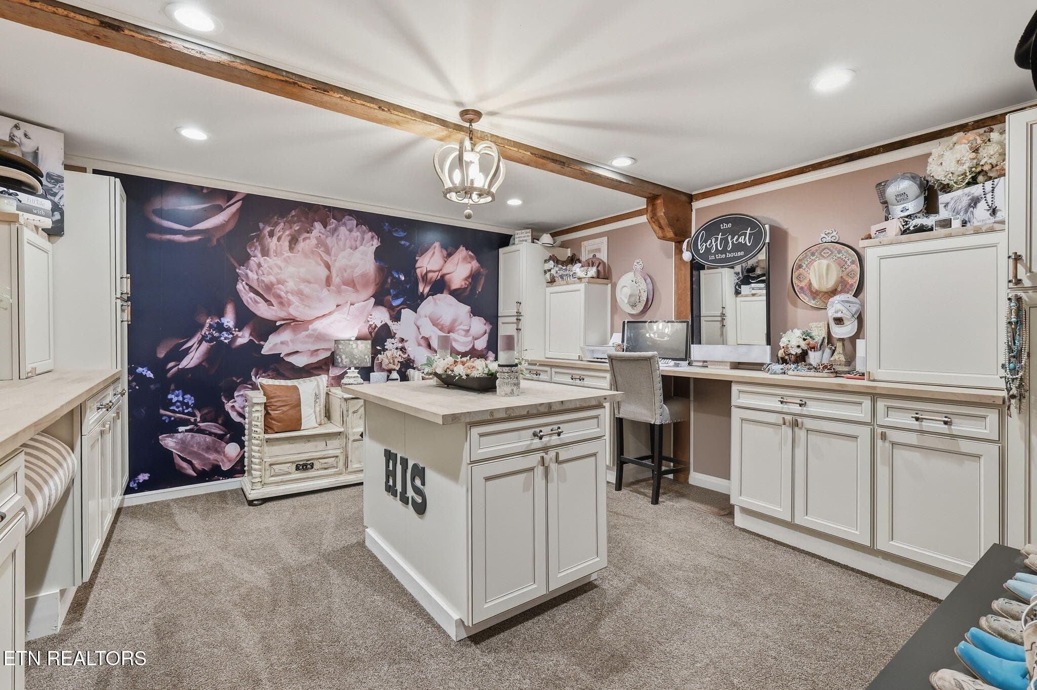 Primary closet - 802 Lee Shirley Rd, Maryville, TN 37801