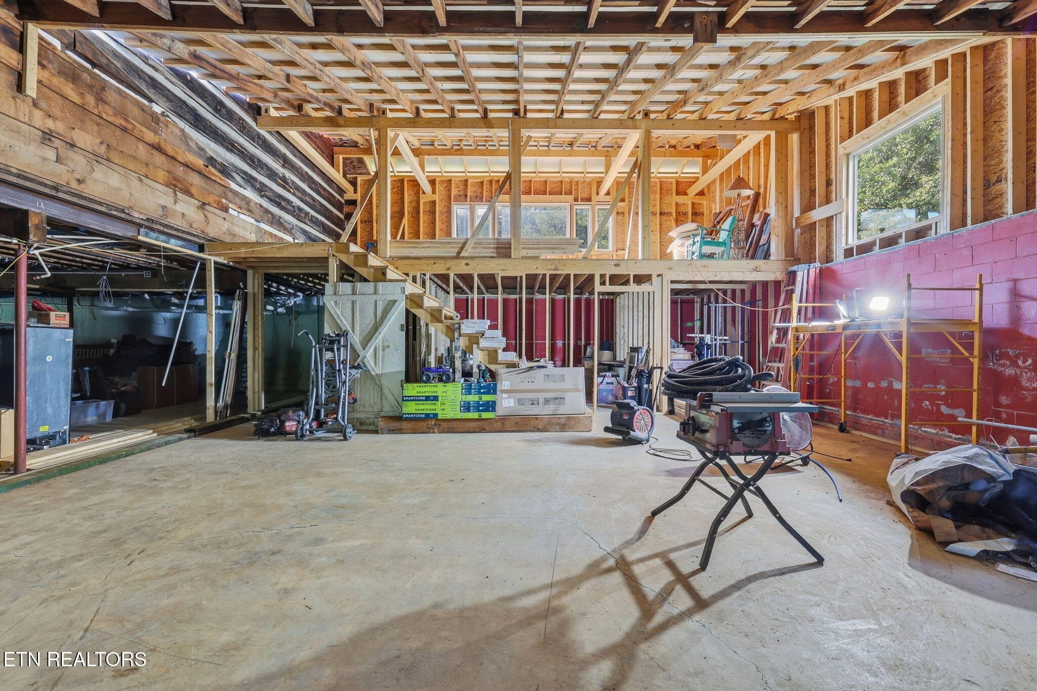 108-web-or-mls-3F1A1342 - 802 Lee Shirley Rd, Maryville, TN 37801
