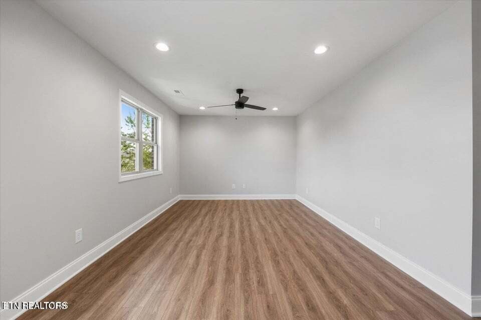 1 LIVING AREA - 7538 Ridge Hollow Way, Knoxville, TN 37924