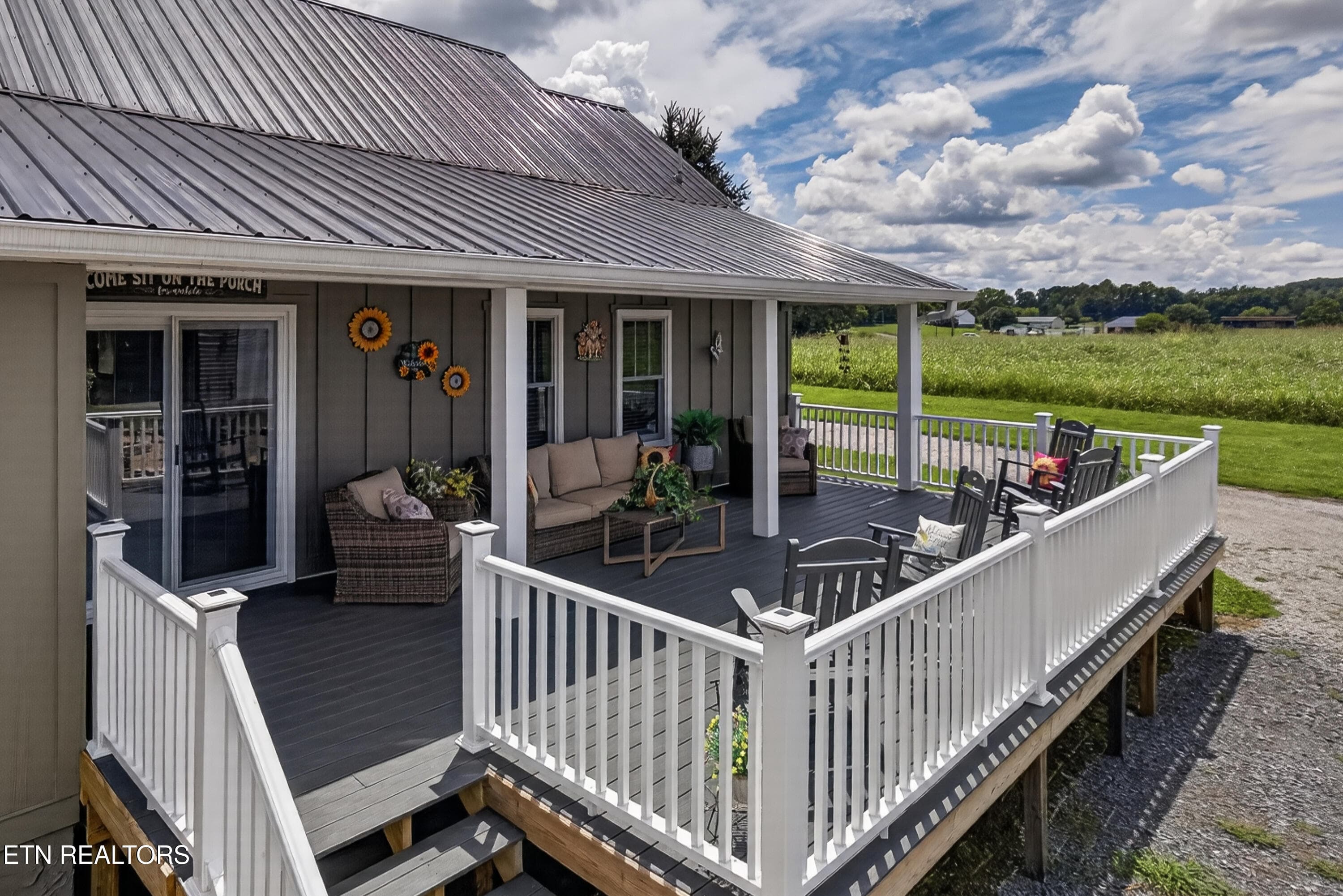 L40A1246 - 112 County Road 290, Philadelphia, TN 37846