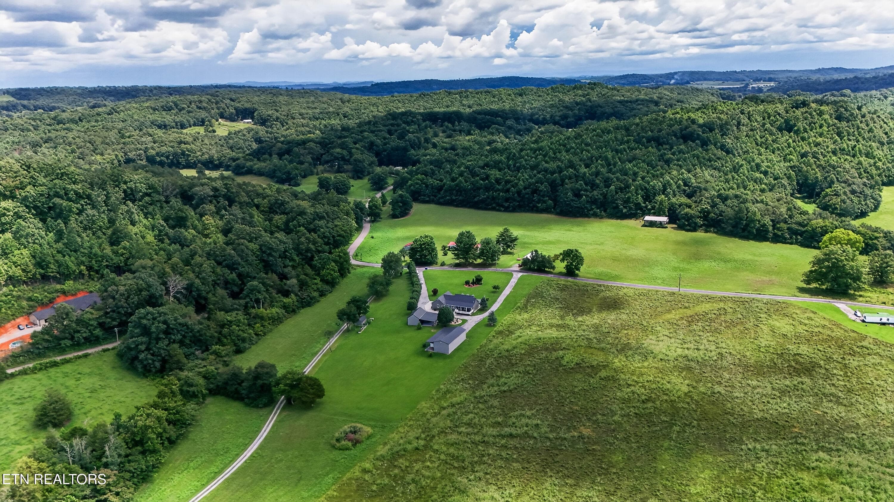 DJI_20260714154623_0046_D - 112 County Road 290, Philadelphia, TN 37846
