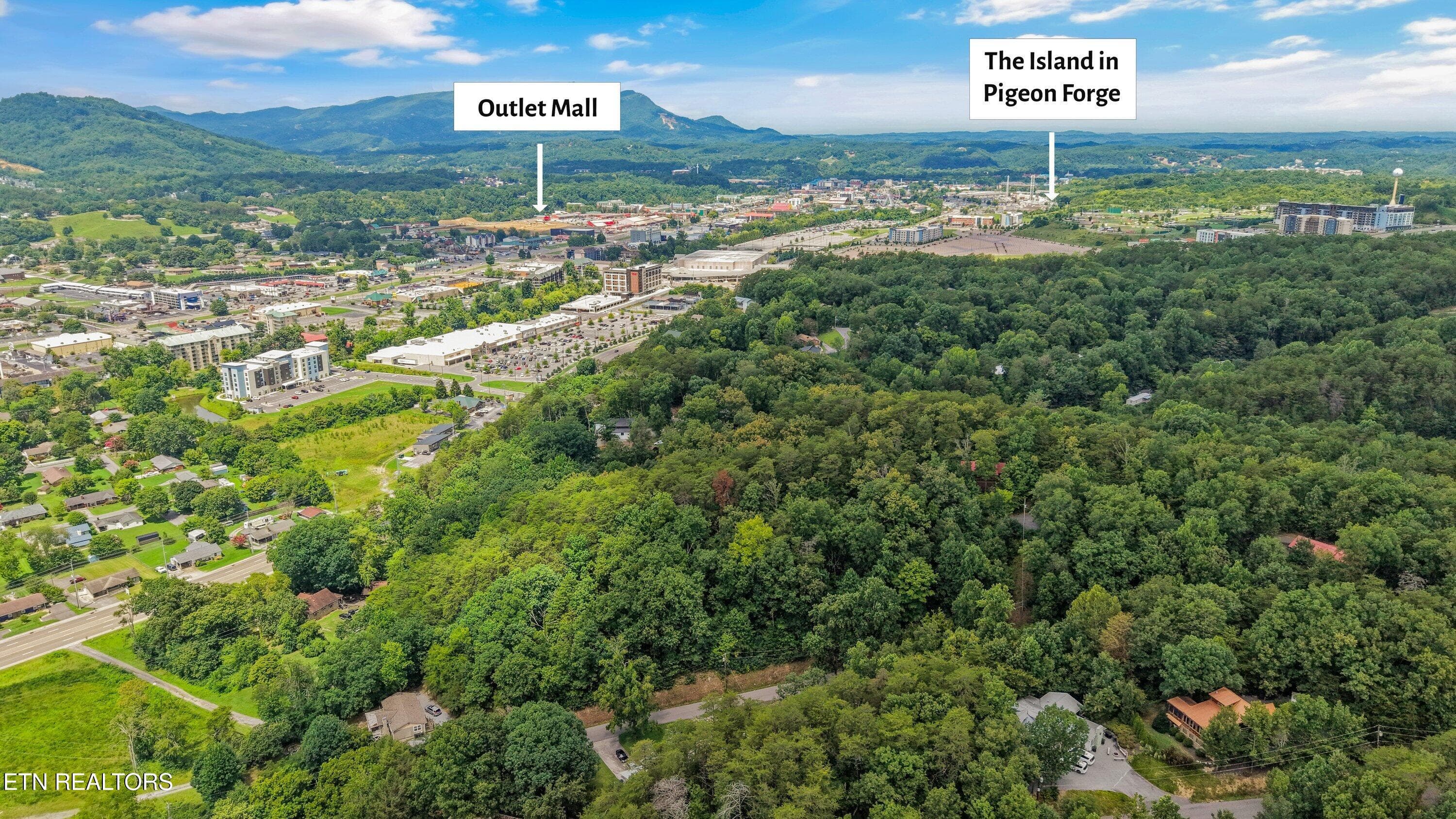 615 Iron Mountain Rd40 2 - 623 Iron Mountain Rd, Pigeon Forge, TN 37863, Pigeon Forge