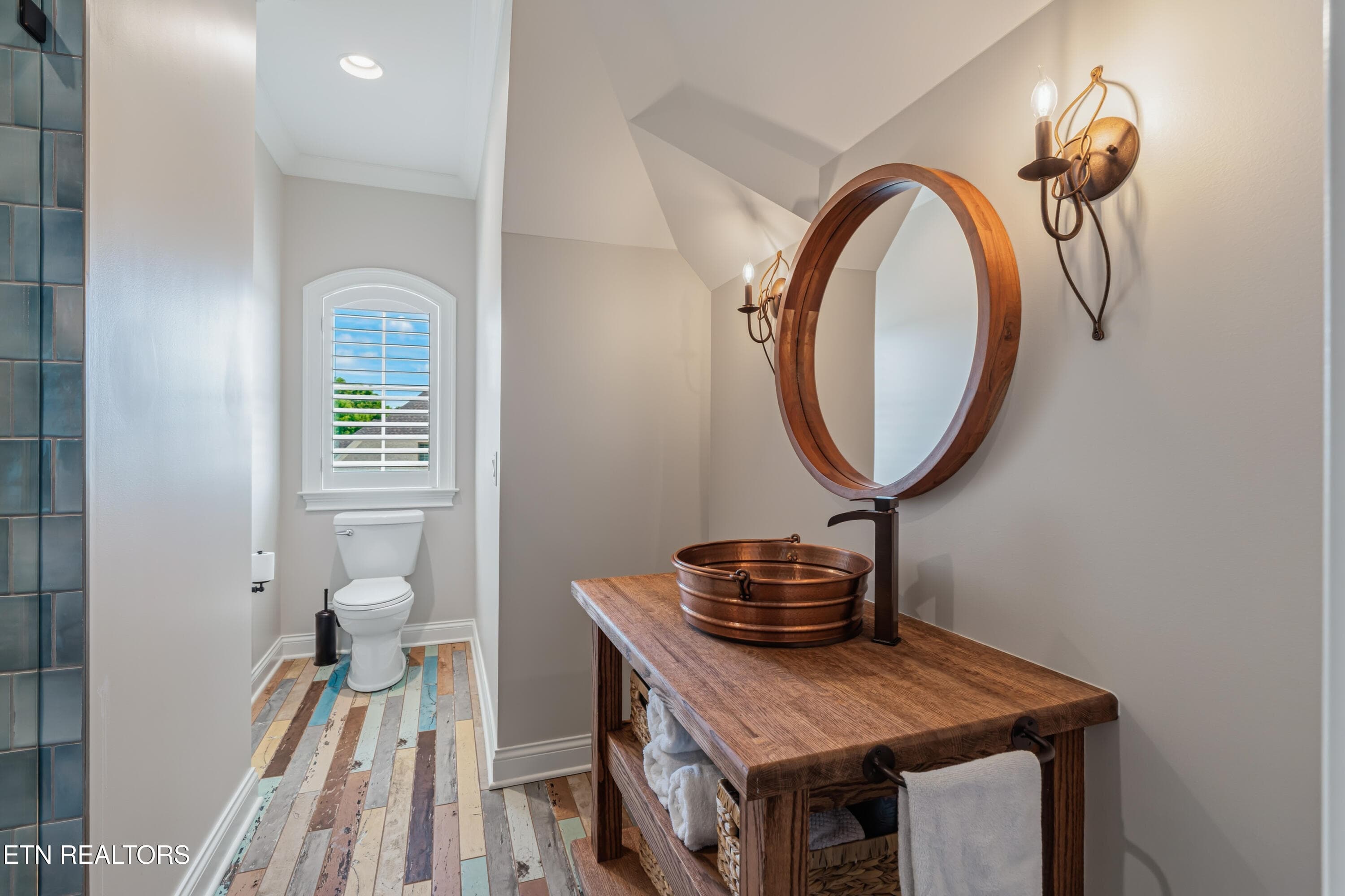 Upstairs Bathroom - 367 Barnsley Rd, Farragut, TN 37934