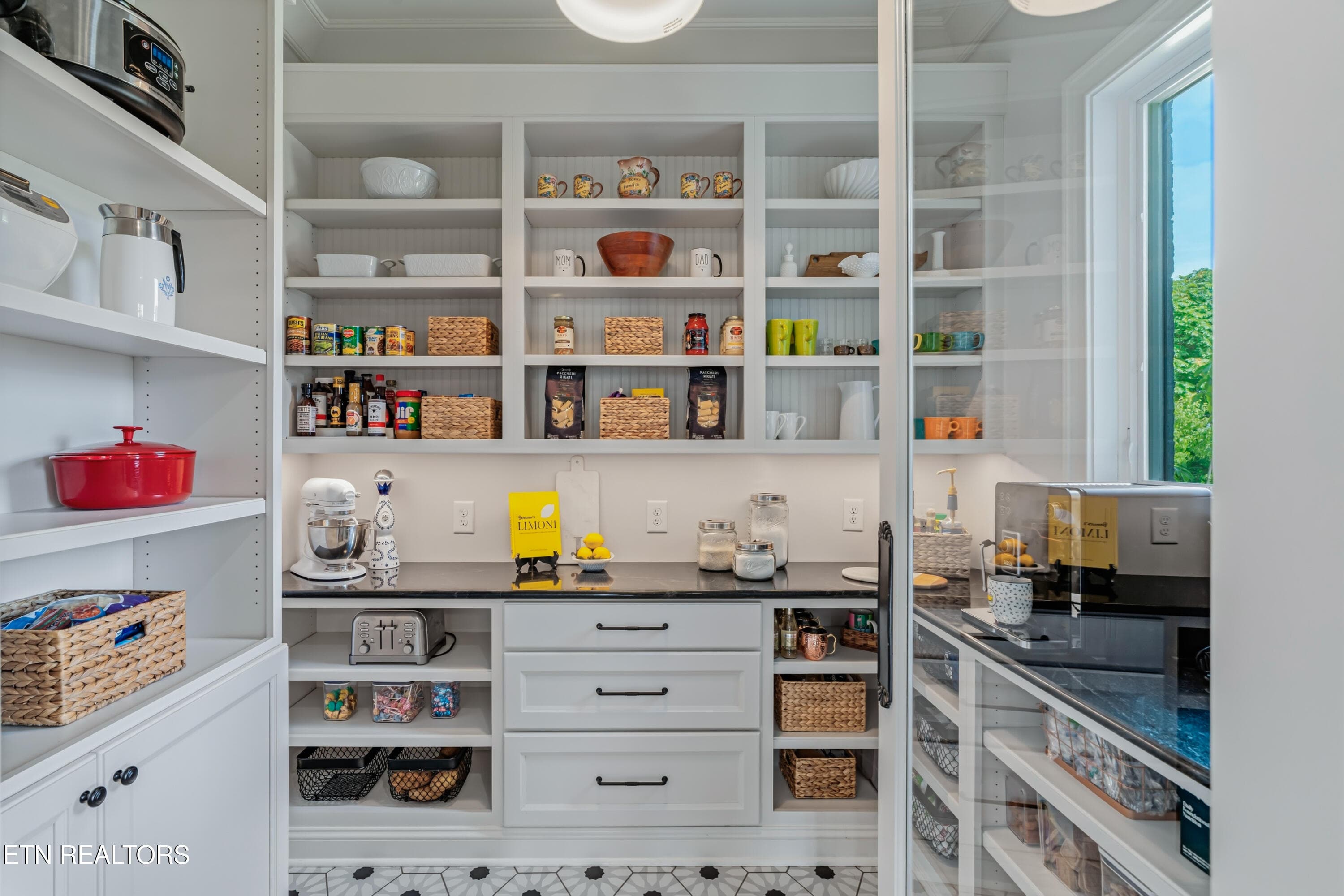 Pantry - 367 Barnsley Rd, Farragut, TN 37934