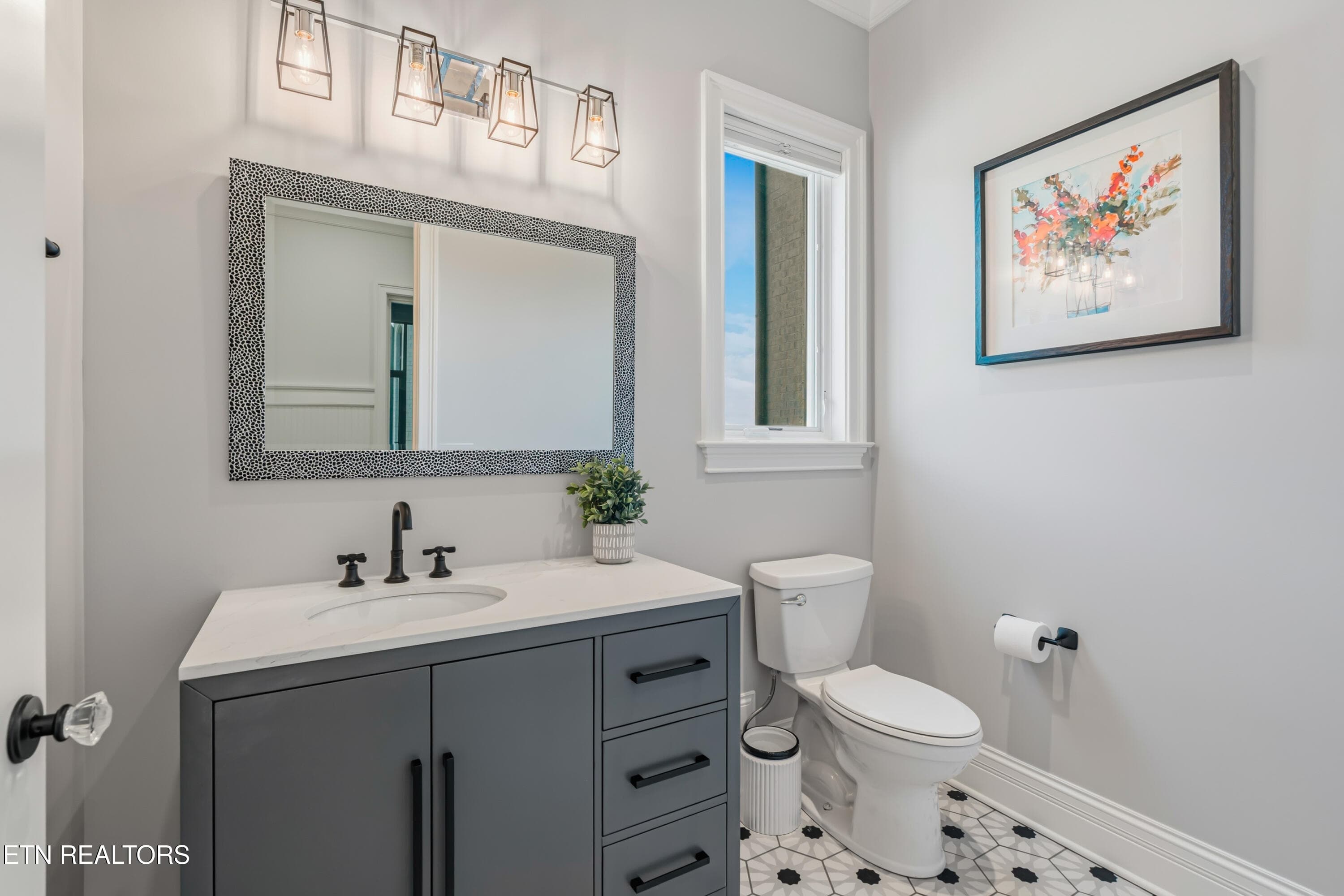 Powder Room - 367 Barnsley Rd, Farragut, TN 37934