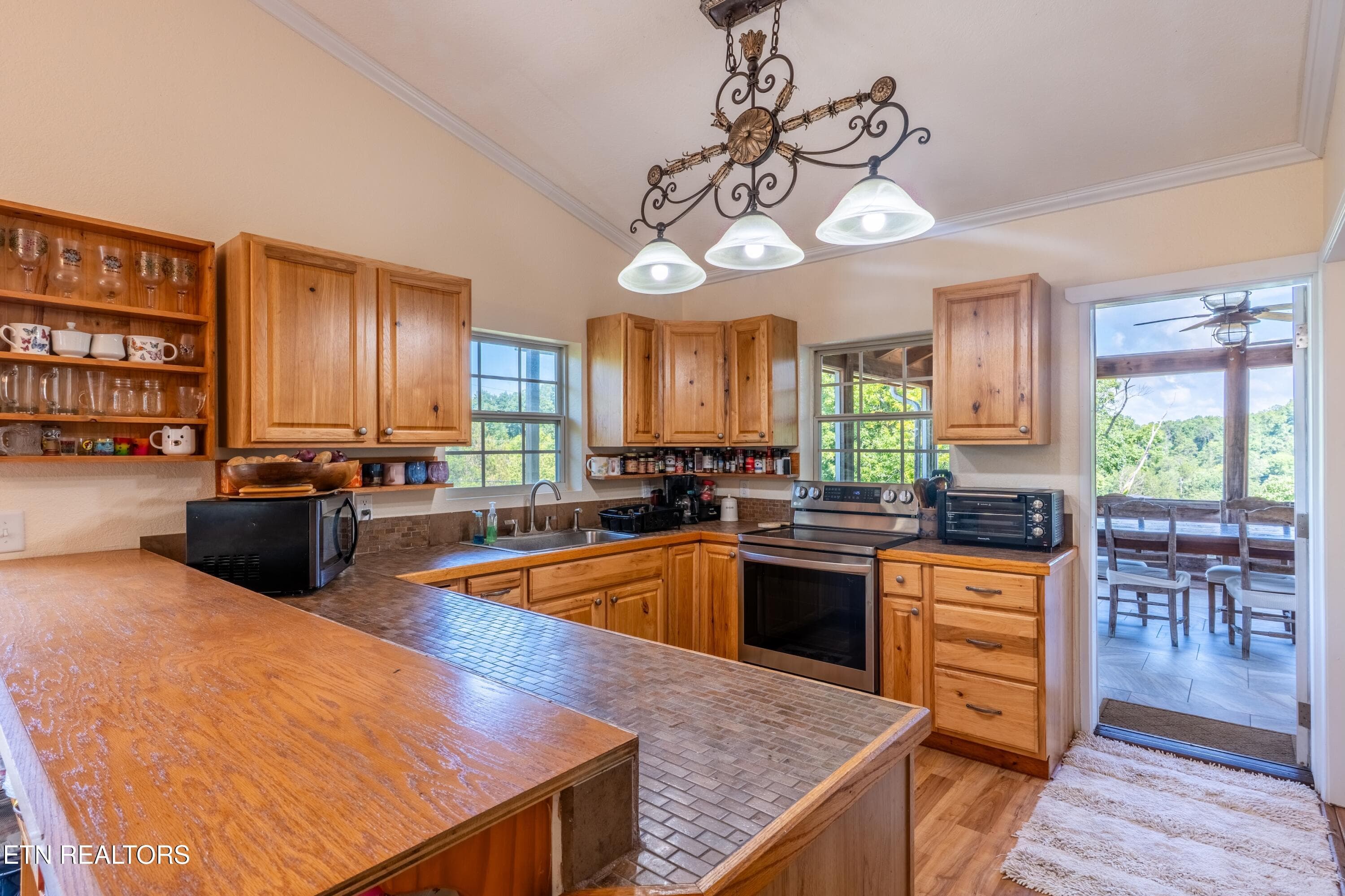 Kitchen - 1225 Paradise Lane, Dandridge, TN 37725