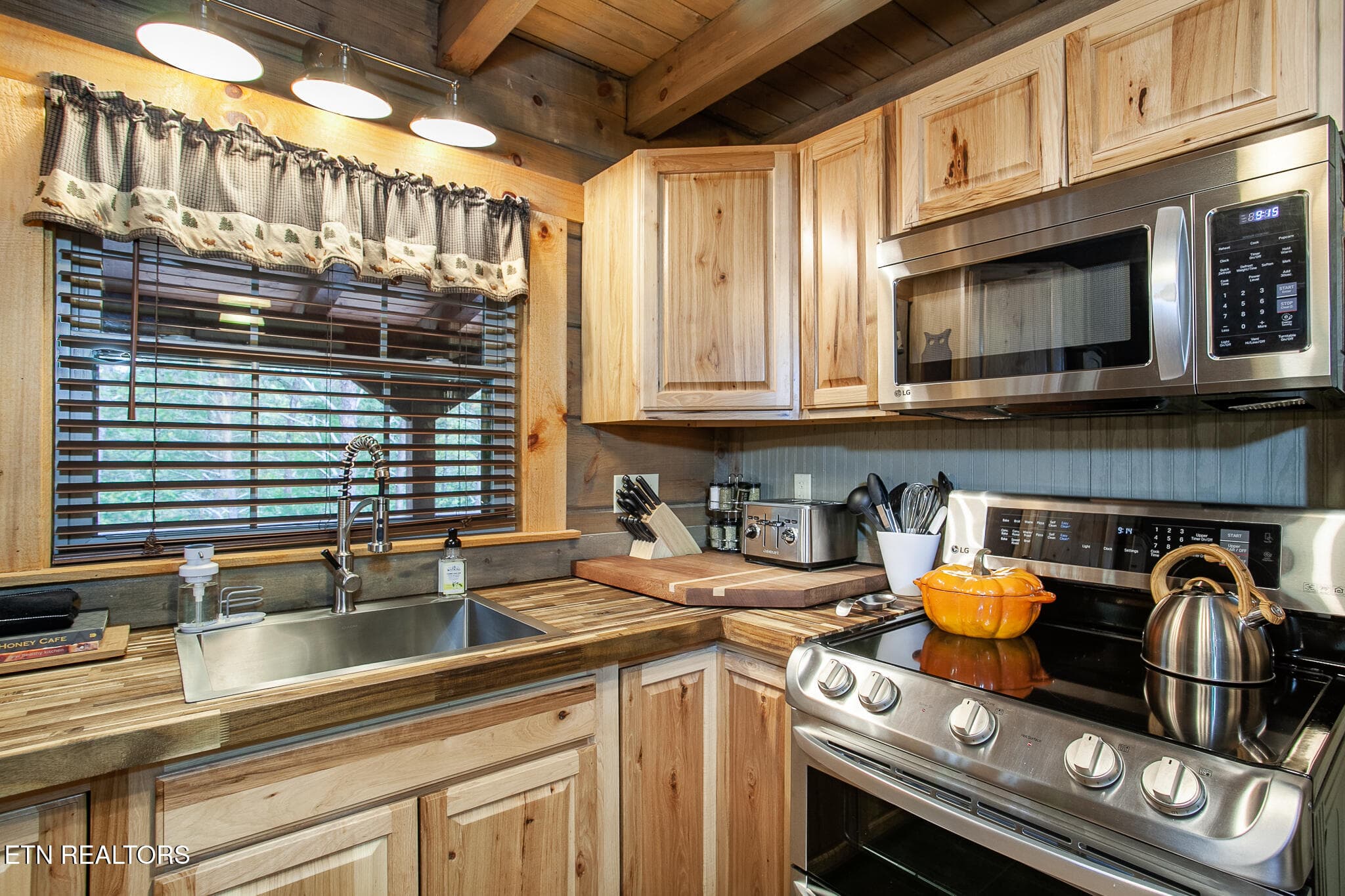 RuleWay-10 - 218 Rule Way, Sevierville, TN 37876