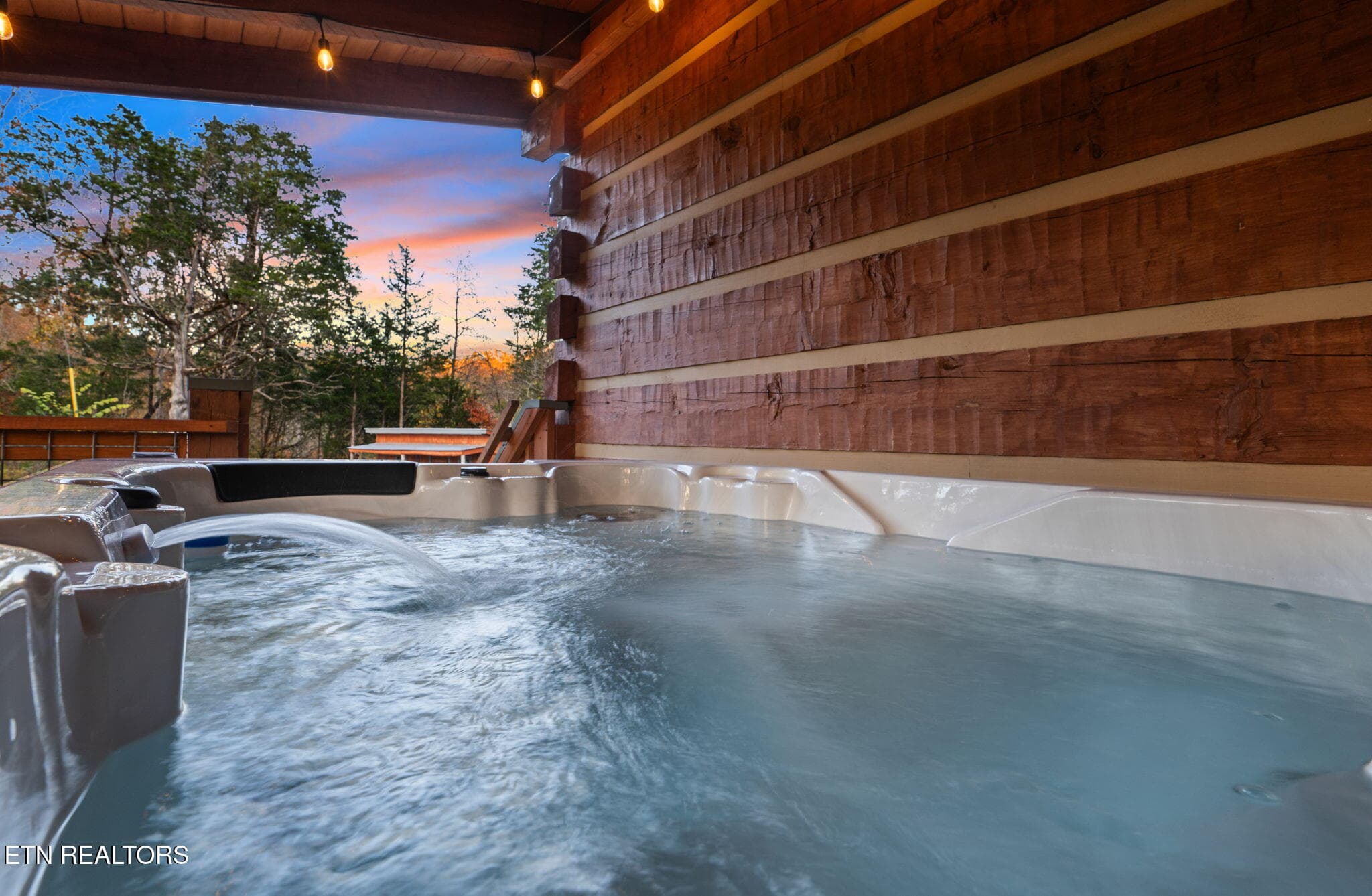 HH_Hot Tub_Pink Sky - 218 Rule Way, Sevierville, TN 37876