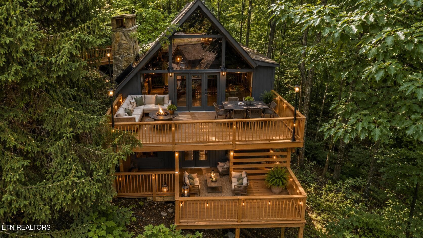 929 Stans Court, Gatlinburg, TN 37738