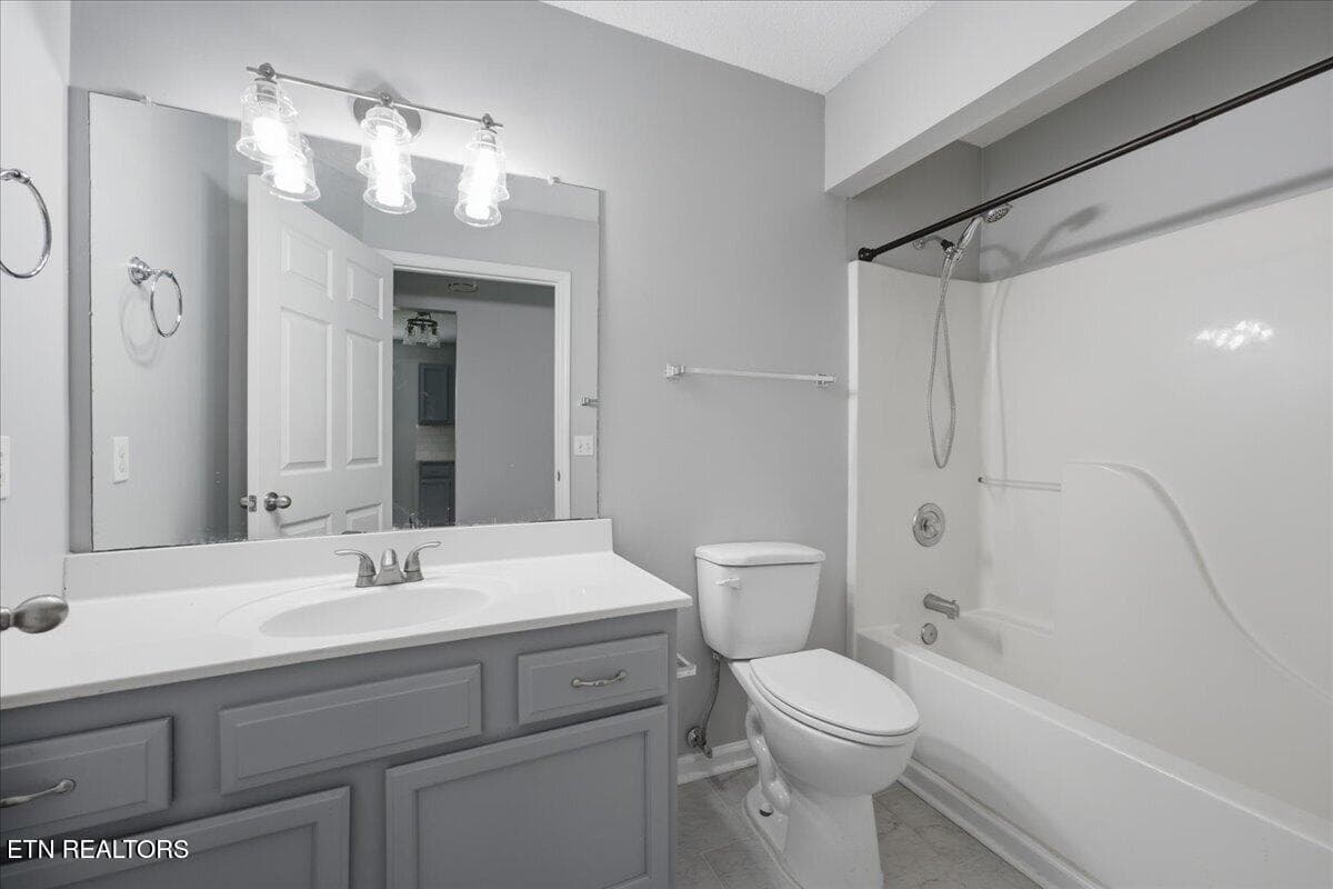 1-Full Bathroom - 1508 Spelling Way, Knoxville, TN 37909, Knoxville