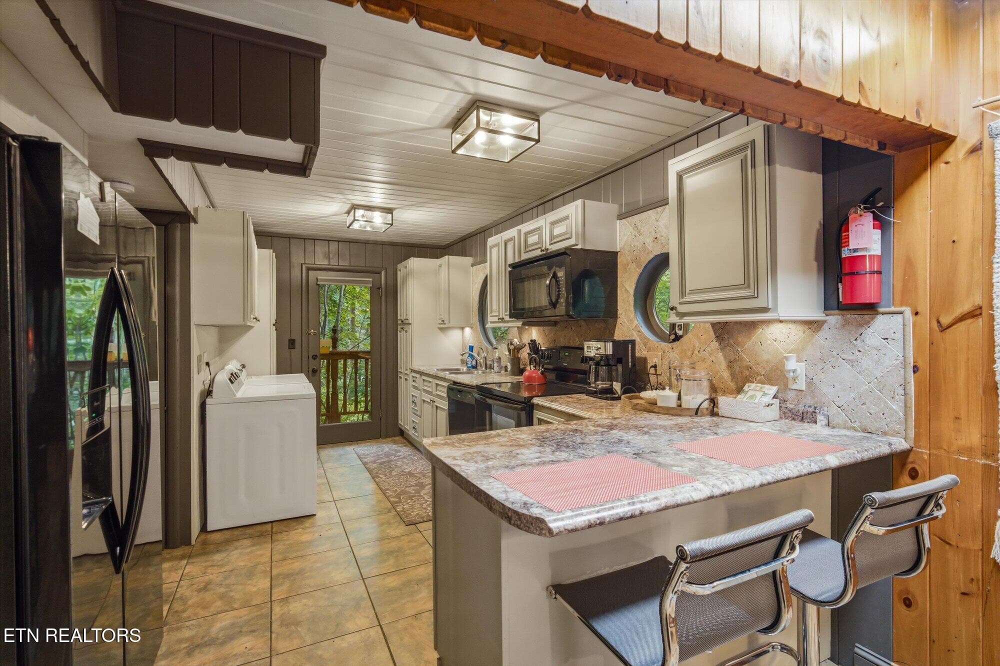 36-1211-N-Baden-Dr-Gatlinburg-TN-9 - 1211 N Baden Drive, Gatlinburg, TN 37738, Gatlinburg