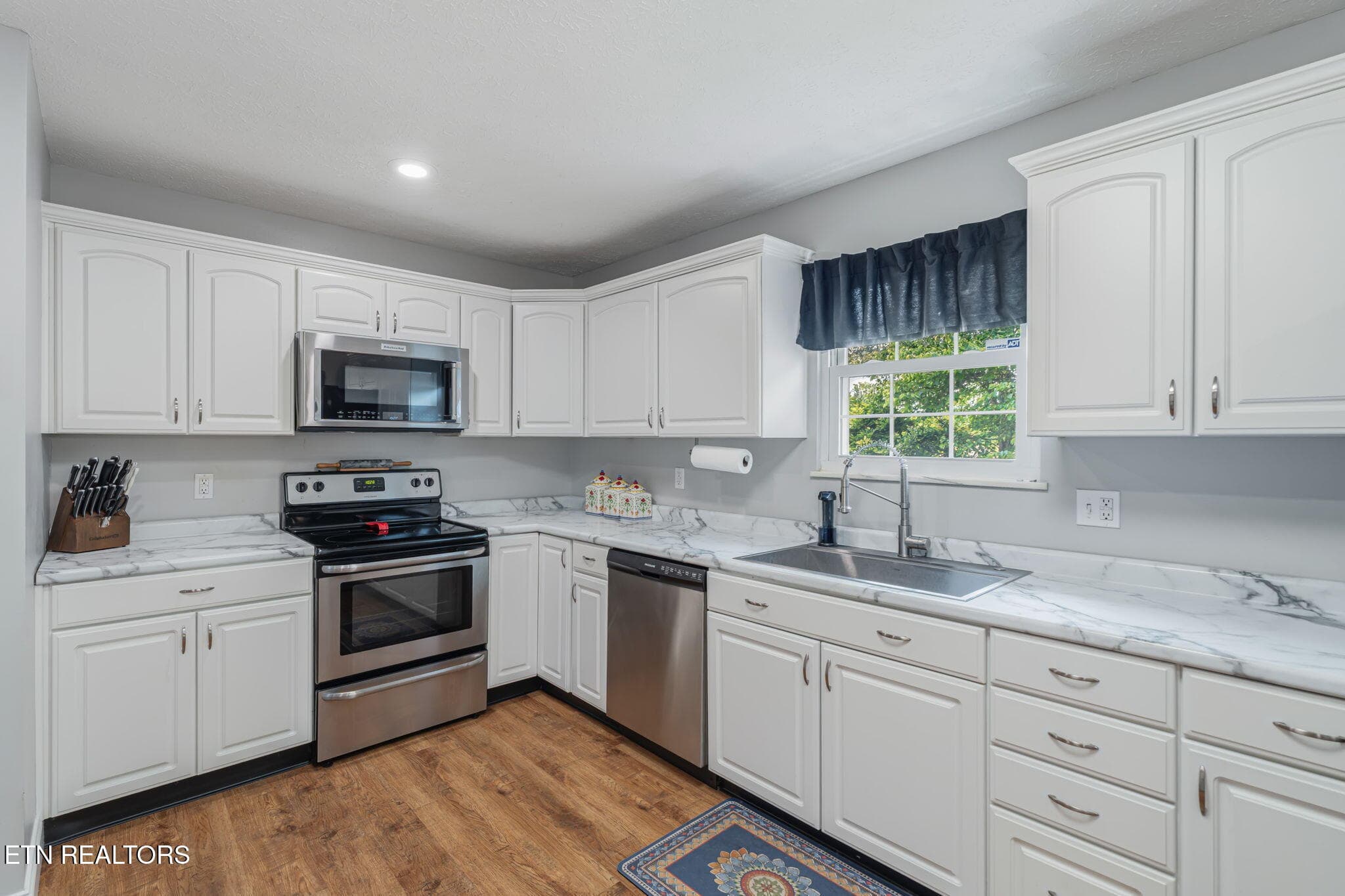19-web-or-mls-4537 Ventura Drive-30 - 4537 Ventura Drive, Knoxville, TN 37938