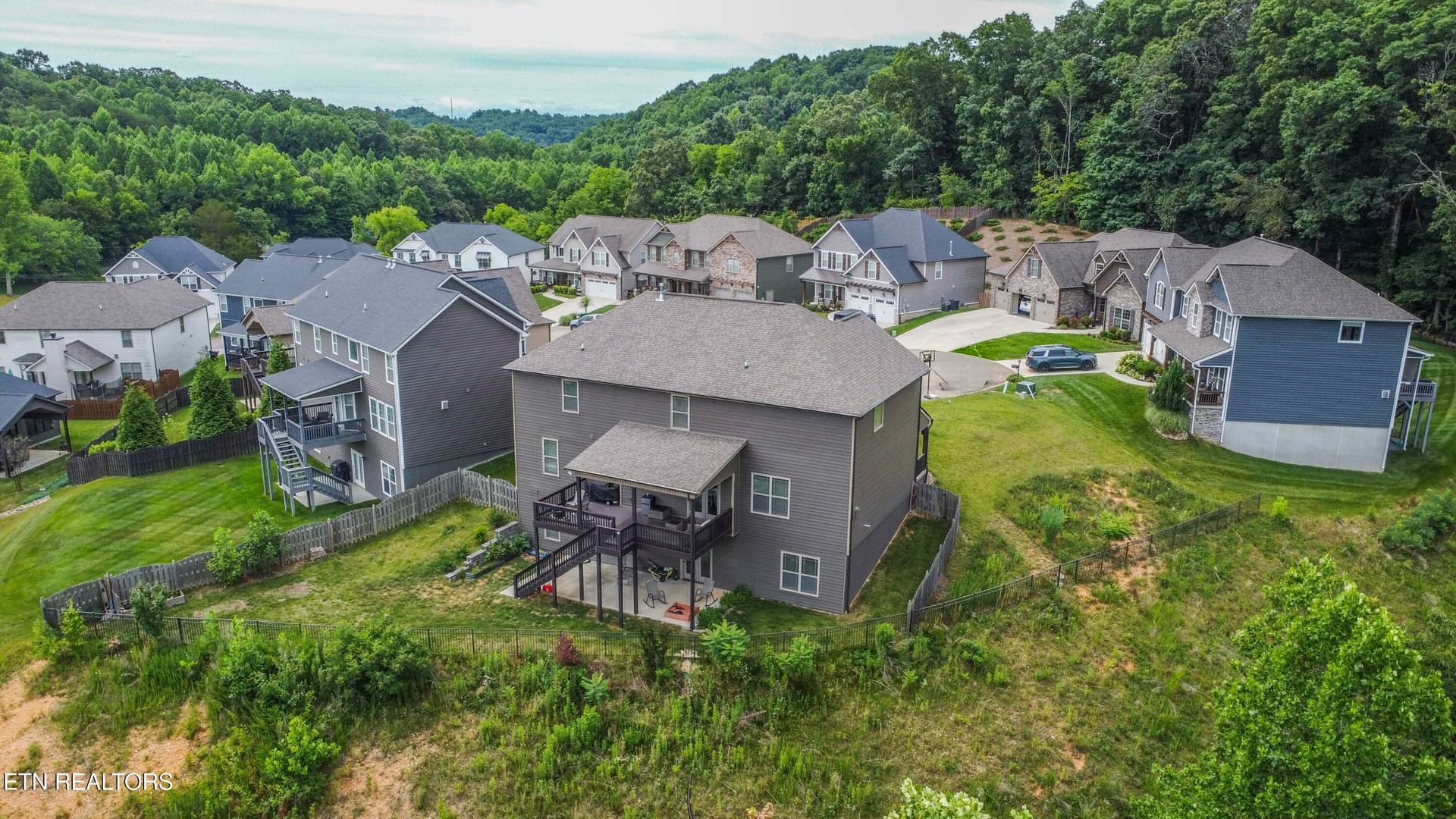 drone 2_1 - 1905 Highlands Ridge Lane, Knoxville, TN 37932
