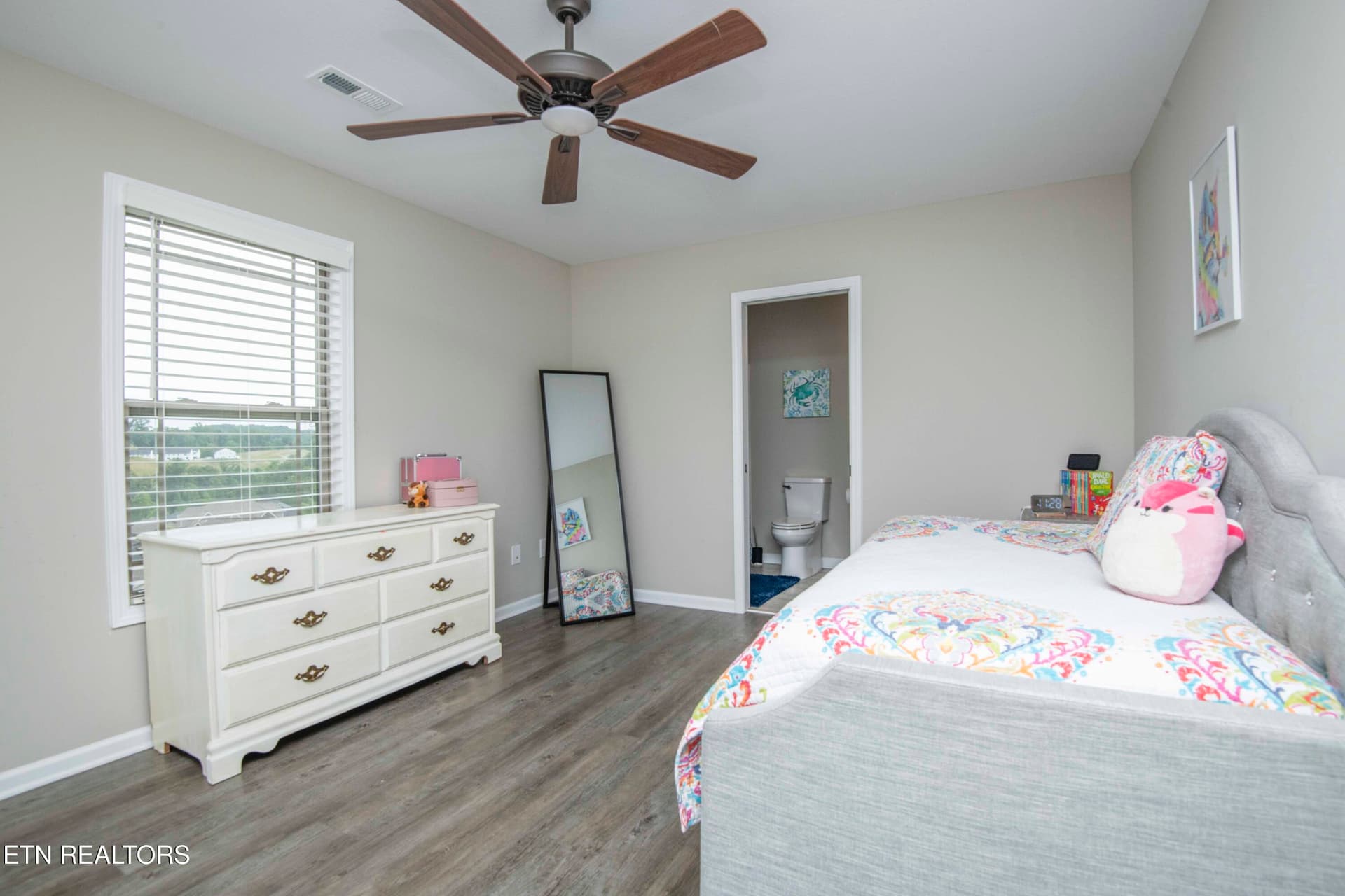 fourth bed_1 - 1905 Highlands Ridge Lane, Knoxville, TN 37932