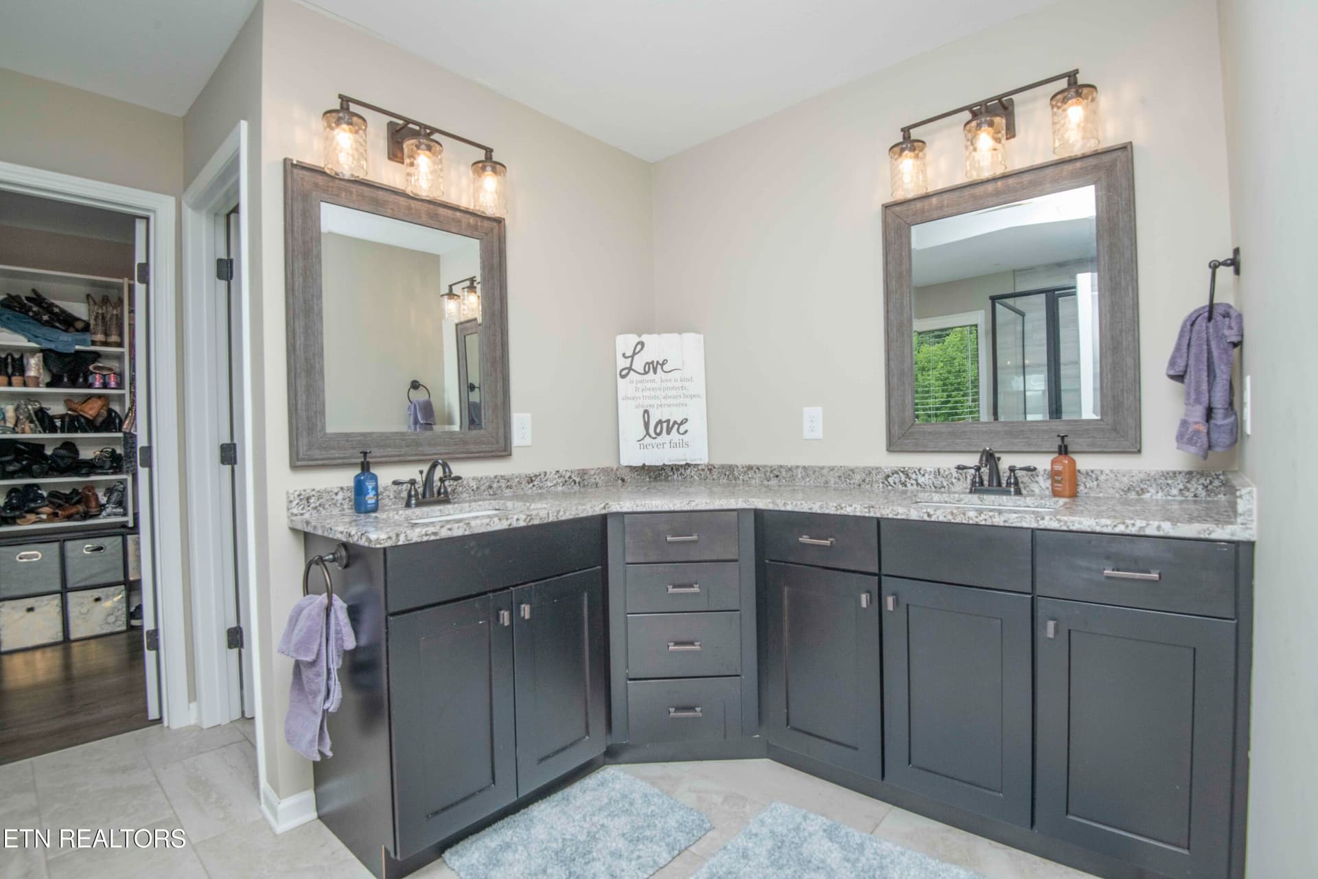 master bath 2_1 - 1905 Highlands Ridge Lane, Knoxville, TN 37932