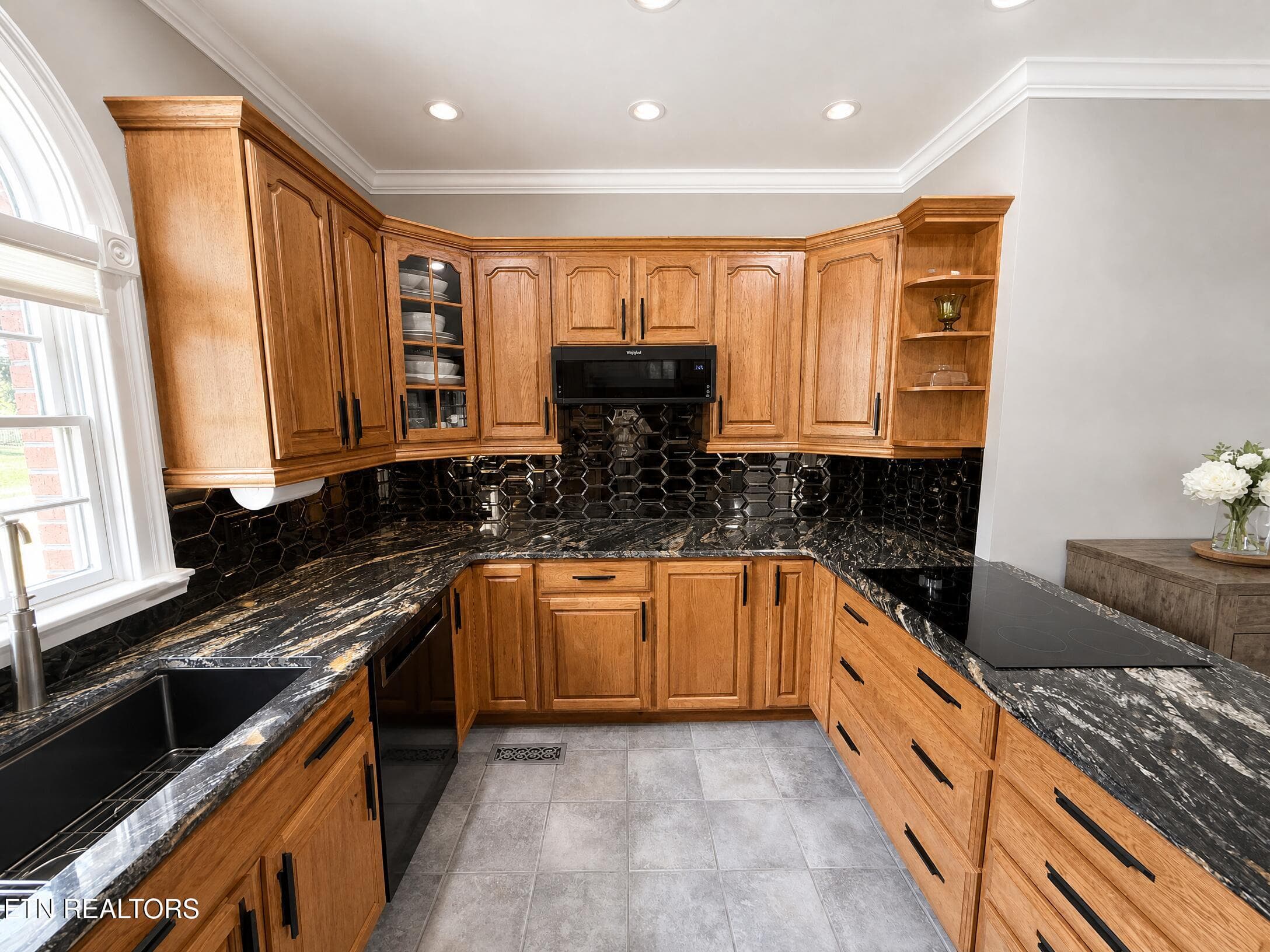O - 421 Saddle Ridge, Knoxville, TN 37934