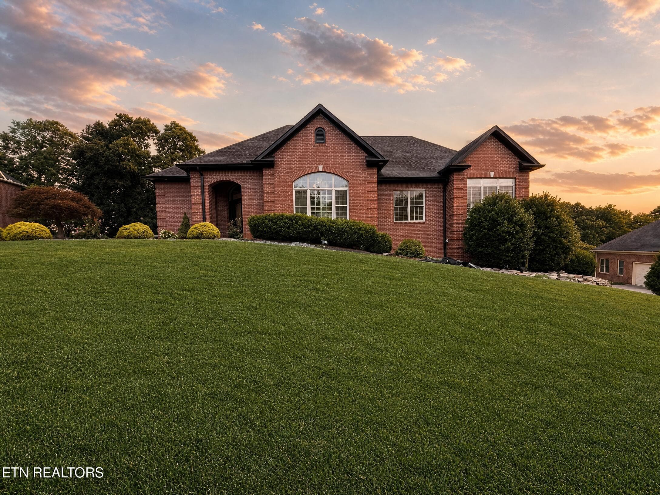 O - 421 Saddle Ridge, Knoxville, TN 37934