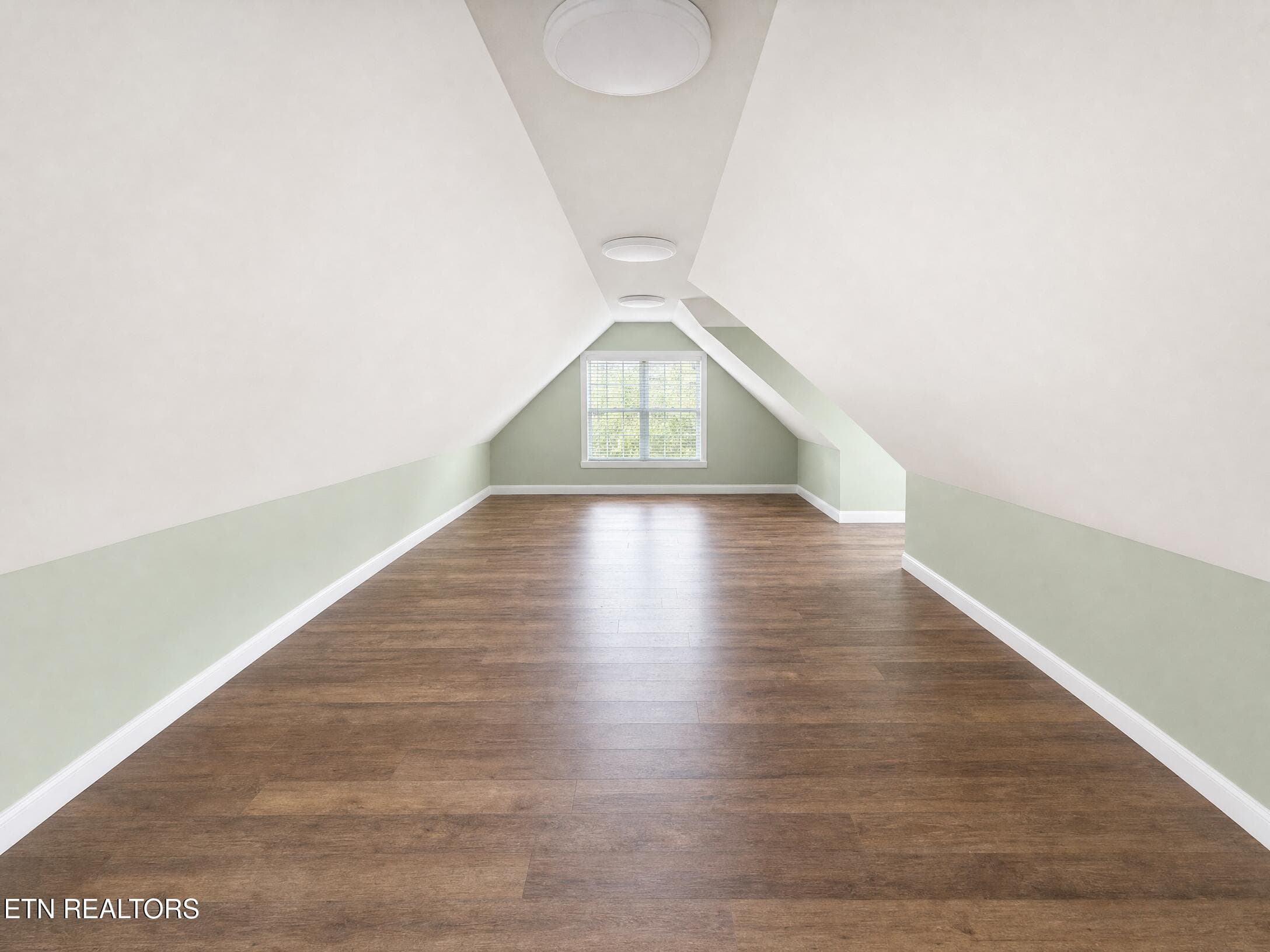 O - 421 Saddle Ridge, Knoxville, TN 37934