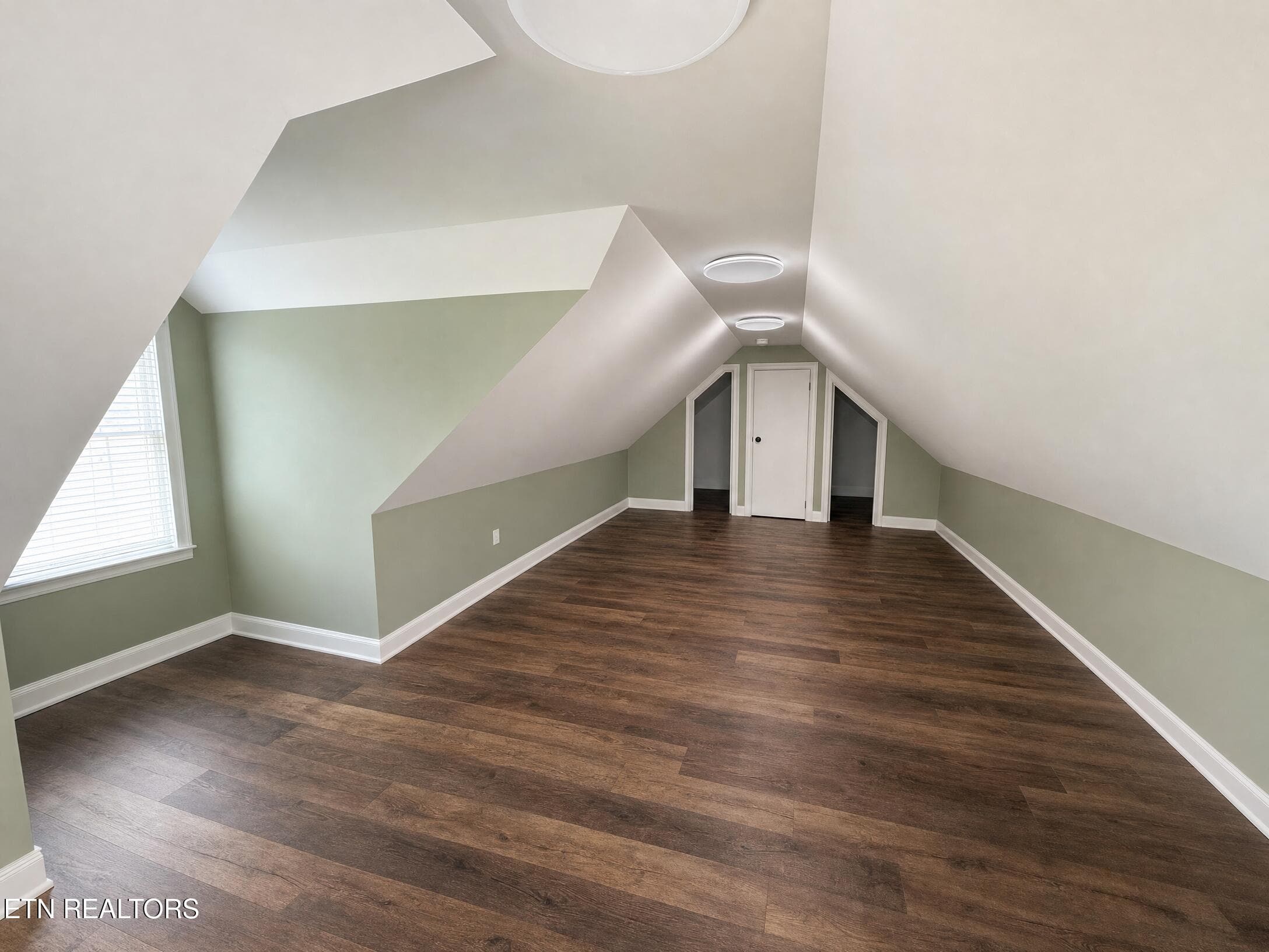 O - 421 Saddle Ridge, Knoxville, TN 37934