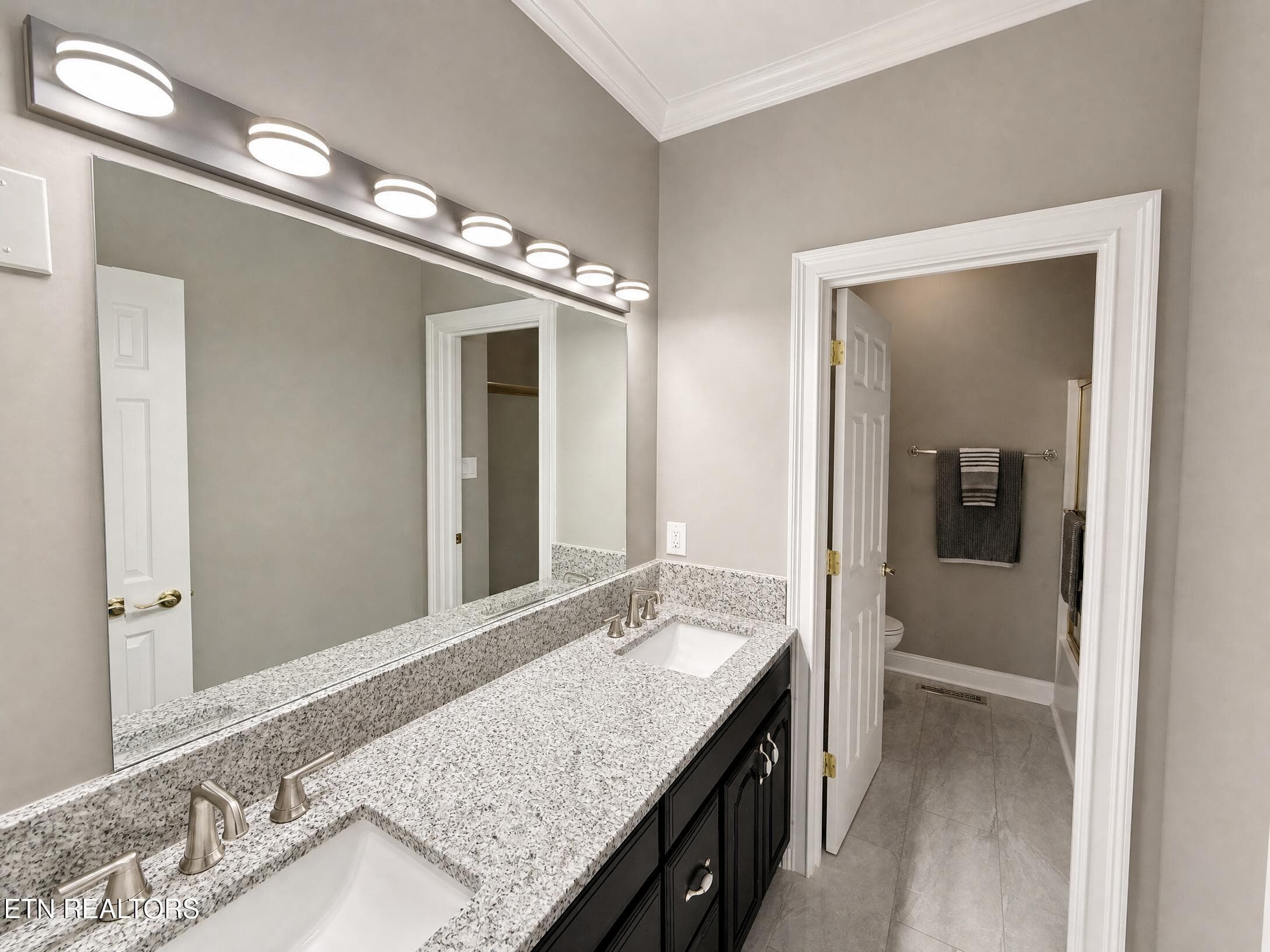 O - 421 Saddle Ridge, Knoxville, TN 37934