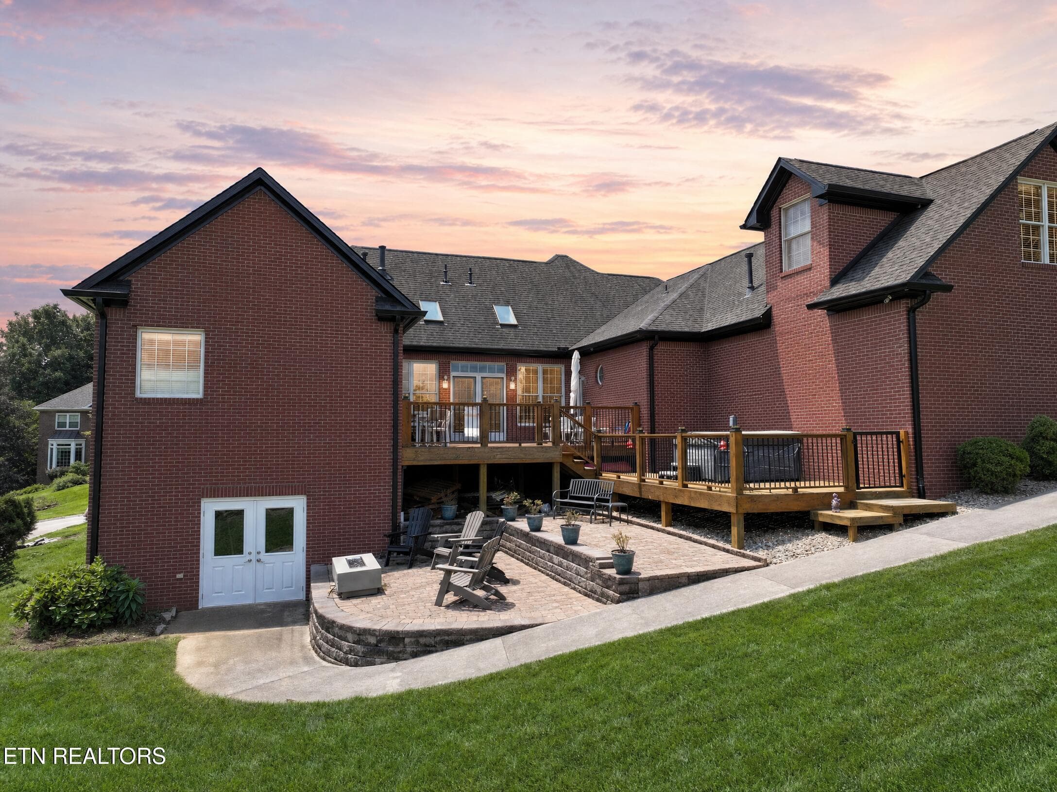 O - 421 Saddle Ridge, Knoxville, TN 37934