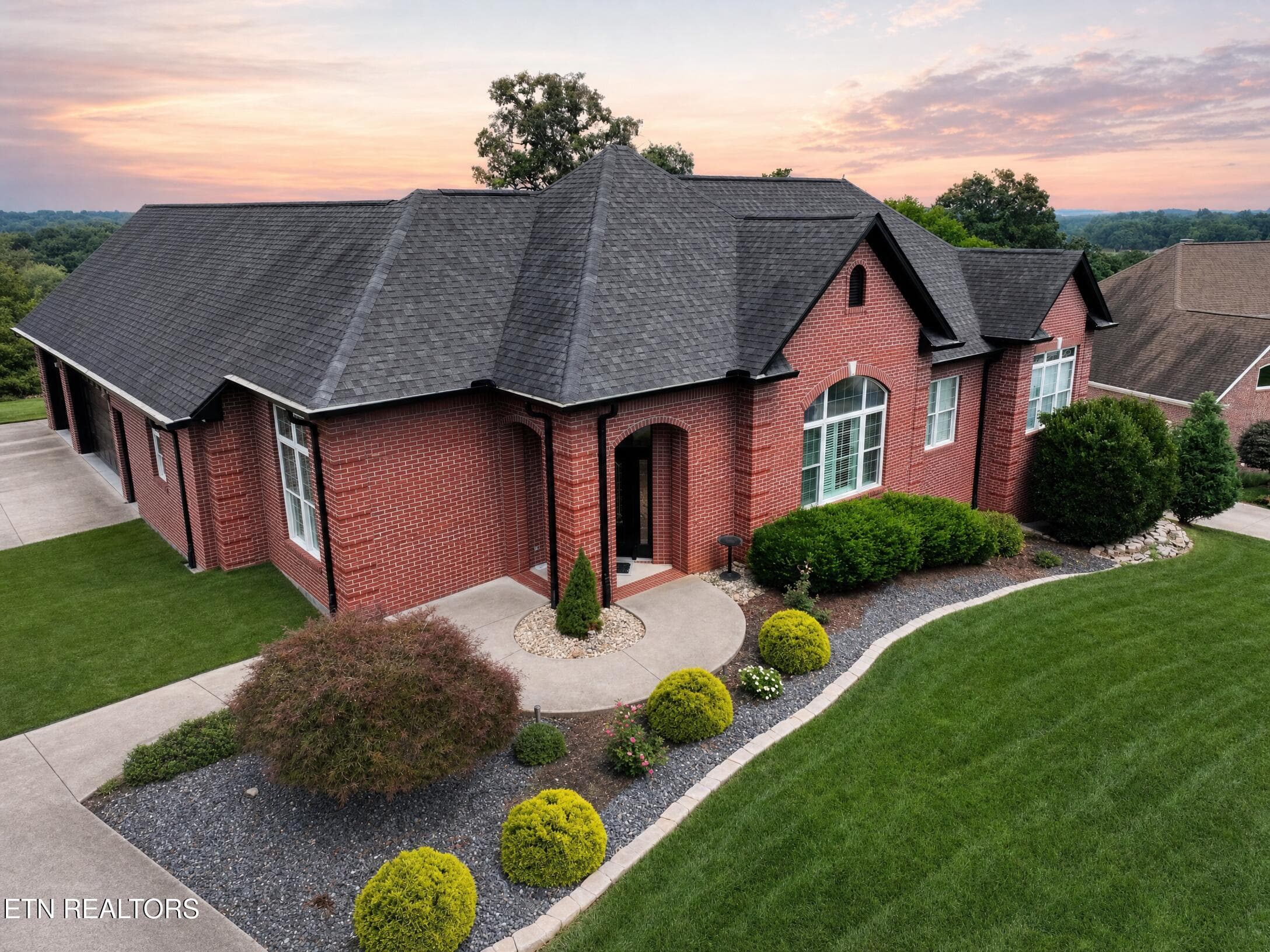 O - 421 Saddle Ridge, Knoxville, TN 37934