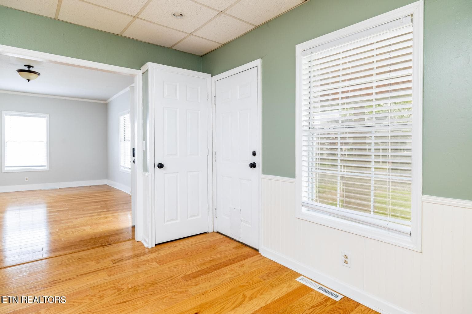 bedroom1 - 409 W 5th Ave, Lenoir City, TN 37771, Lenoir City