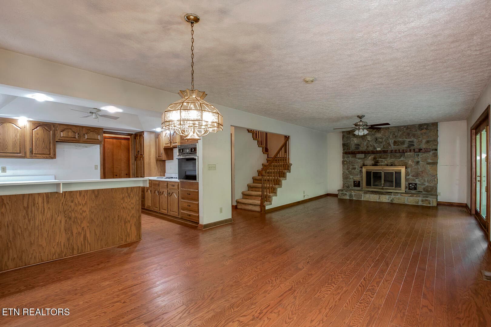 13_BluebirdCoveLane_1560_Dining02 - 1560 Bluebird Cove Lane, Sevierville, TN 37862