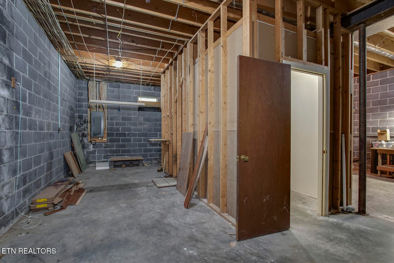 43_BluebirdCoveLane_1560_FrontBasement - 1560 Bluebird Cove Lane, Sevierville, TN 37862