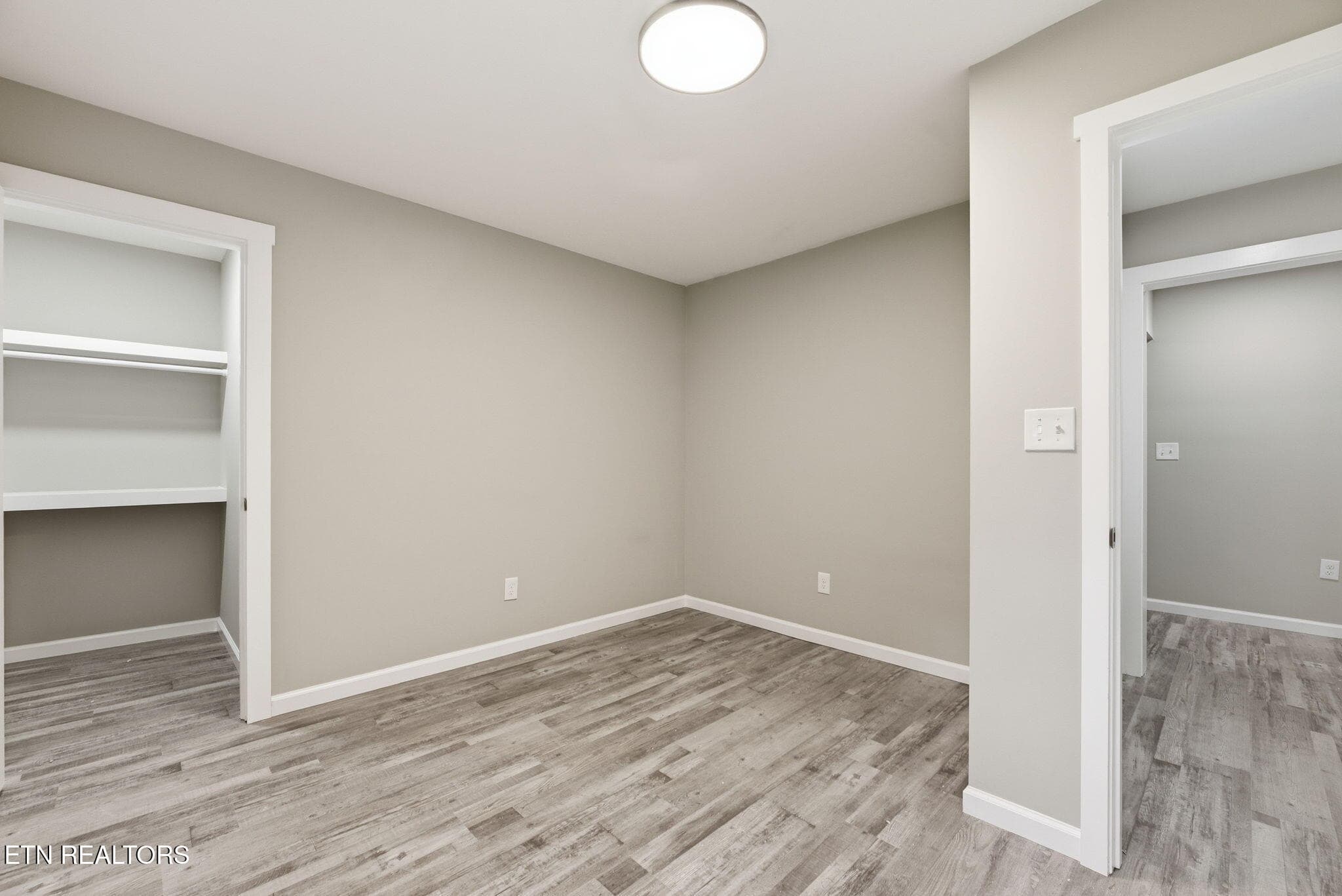 25-web-or-mls-EGlnwd2406 (19) - 2406 E Glenwood Ave, Knoxville, TN 37917, Knoxville