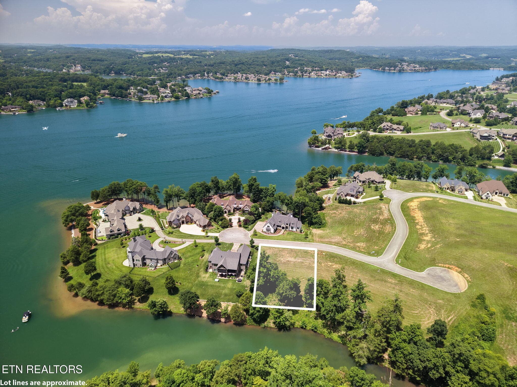 11-web-or-mls-040--FULL - 403 Careen Court, Lenoir City, TN 37772, Lenoir City