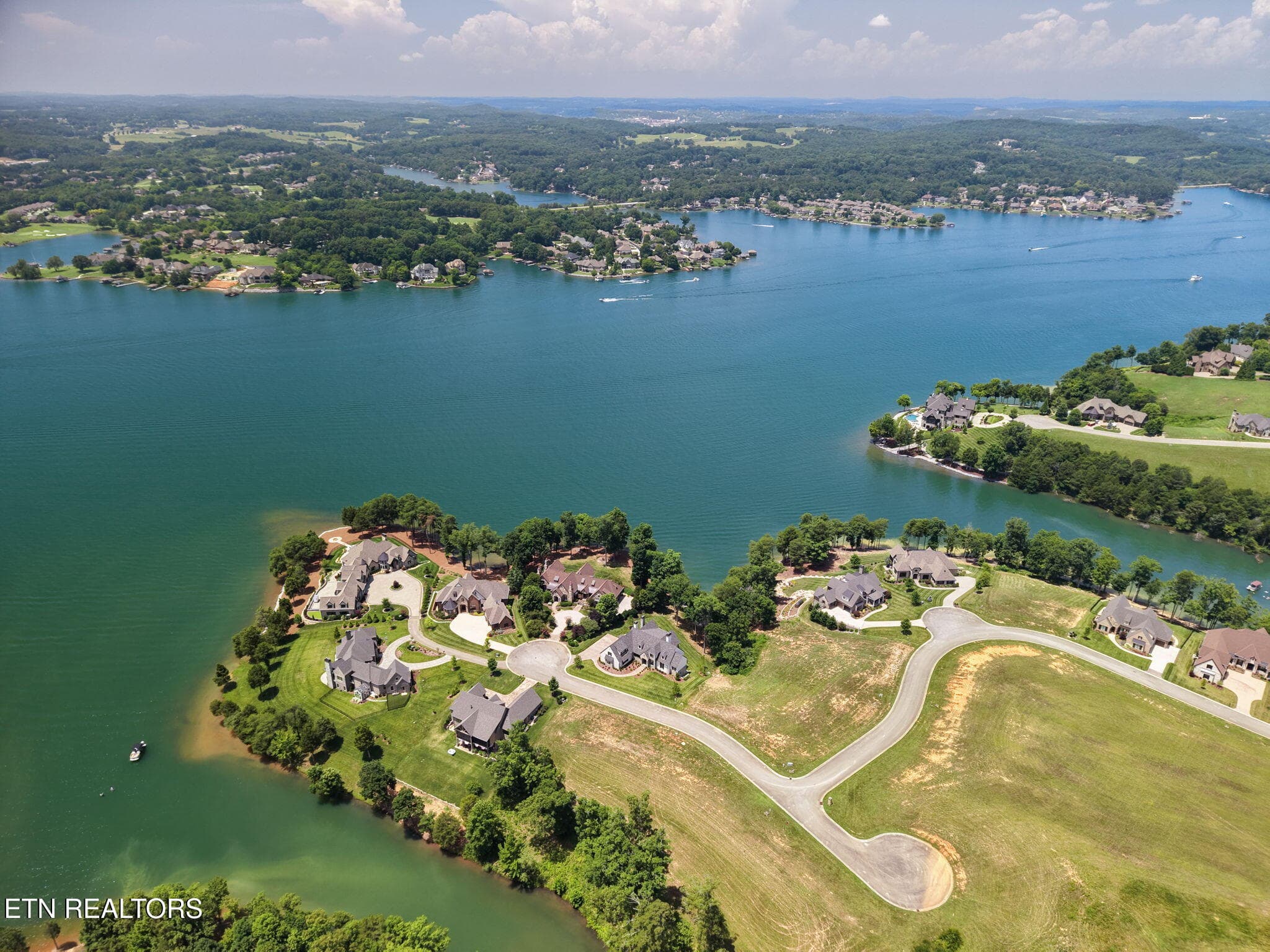 10-web-or-mls-053--FULL - 259 Careen Court, Lenoir City, TN 37772, Lenoir City