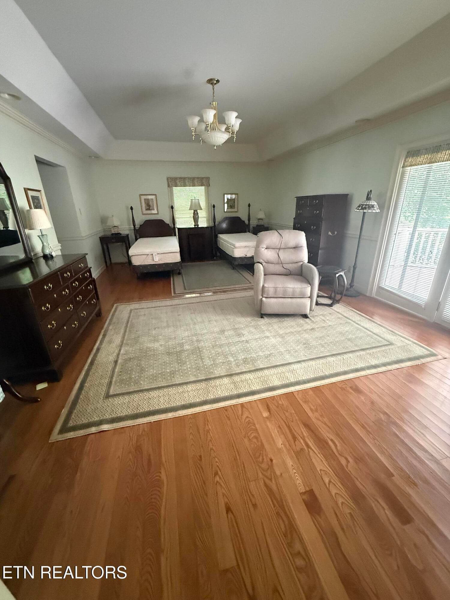 master with bookshelf wall - 1817 Peppertree Drive, Alcoa, TN 37701